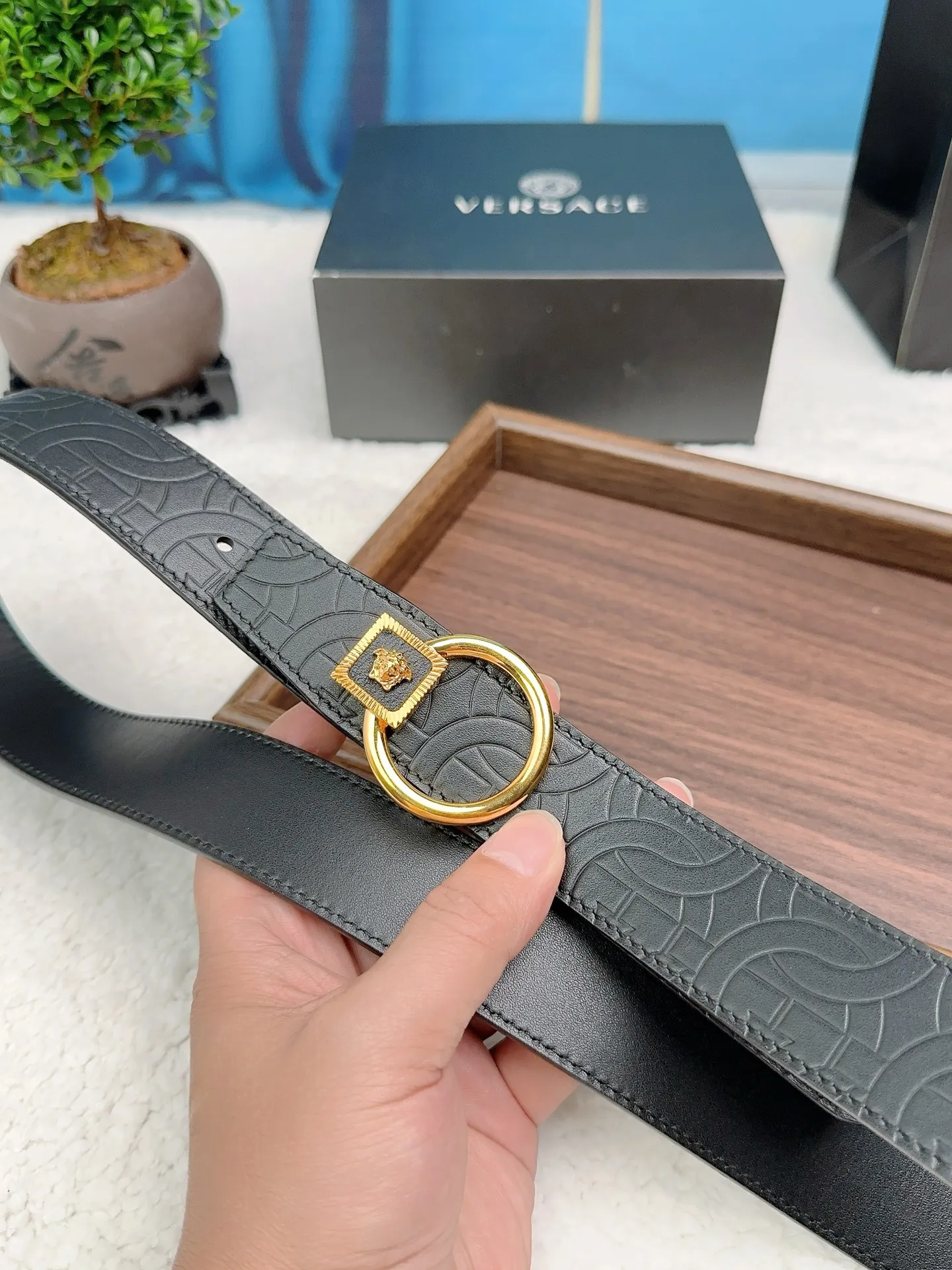 💰480💰Full package💰 💍Purchase grade Versace⚡️🌹Width 3.5CM, hot-pressed cowhide decorated with calfskin bottom, with high-quality buckles⚡️🌹Italian original leather