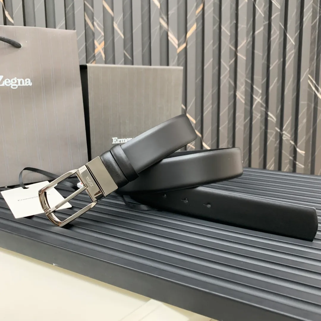 💰480💰Full package💰 💍Purchase level Ermenegildo Zegna EZ model 🌤Counter synchronization Double-sided usable Made in Italy Soft and comfortable feel Adjustable length Belt width 3.5cm💫