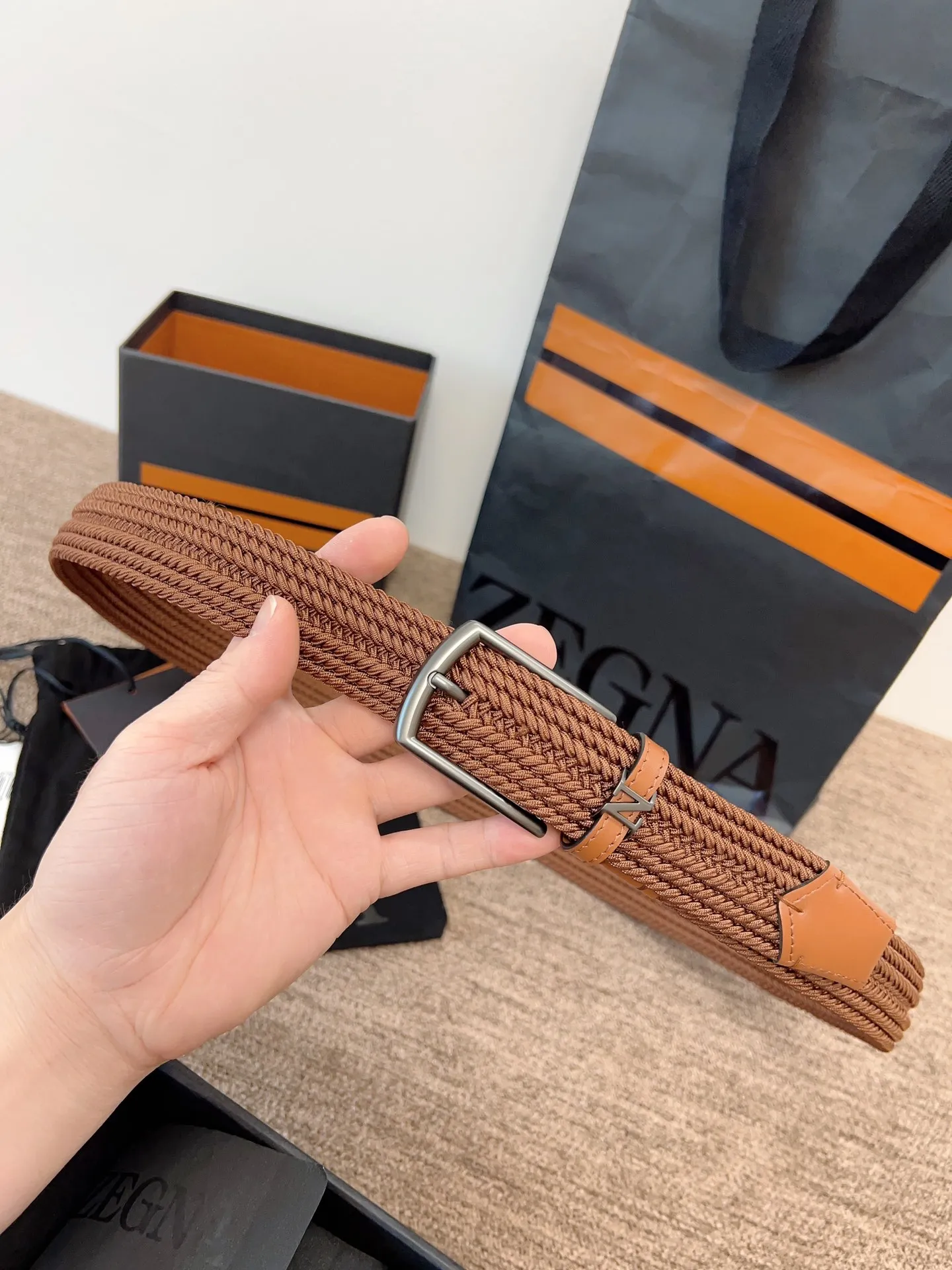 💰560💰Full package💰 💍Purchase level Zegna⚡️🌹Out of stock king - Ermenegildo Zegna fabric elastic belt, comfortable and generous⚡️🌹Fashionable and low-key, the favorite of big guys
