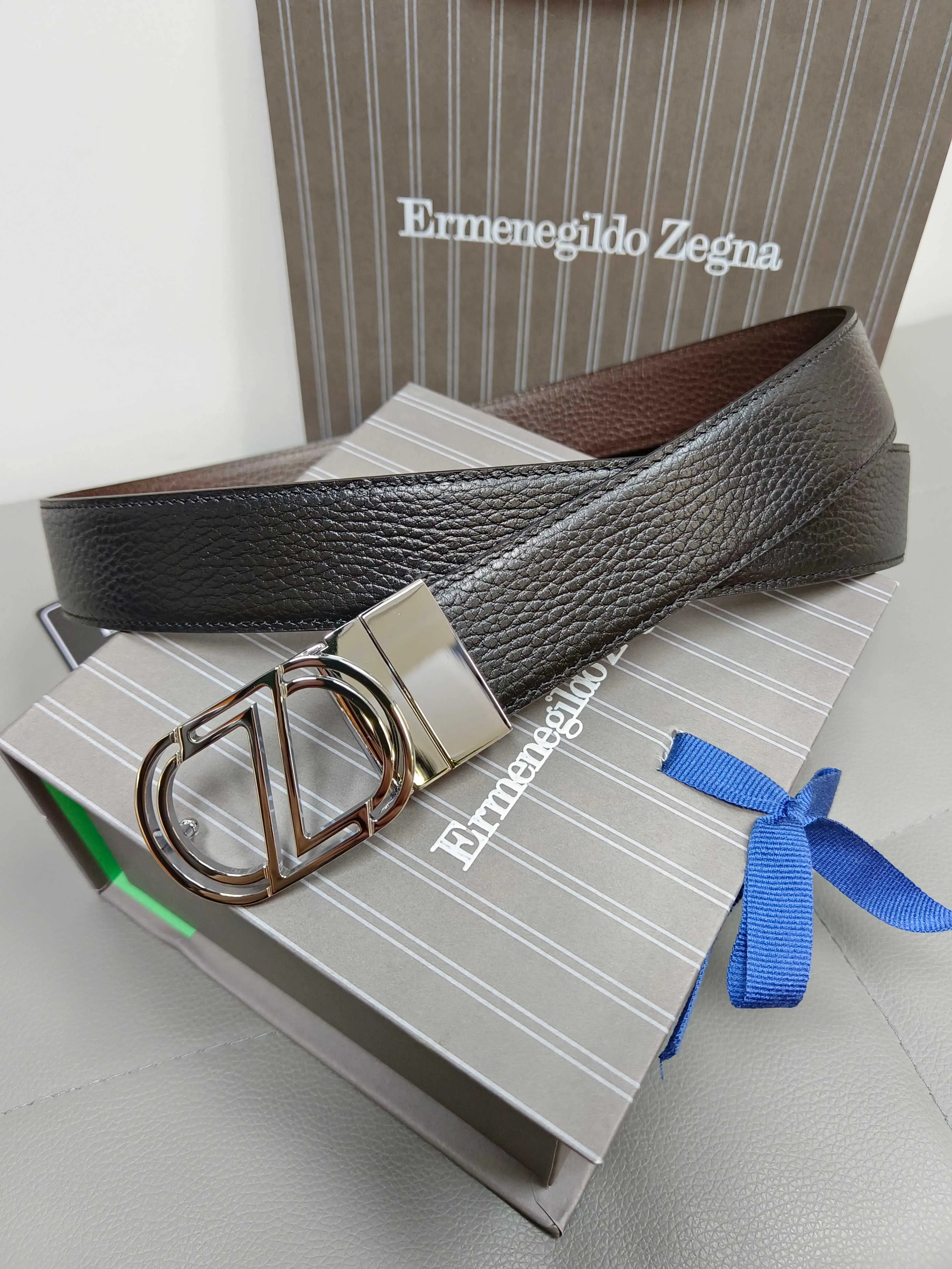 💰460💰Full set of packaging💰 💍Purchase-grade Zegna·⚡️🌹Italy counters are selling genuine products·The wiring is oiled and carefully matched with original Gancio hardware·3.5cm specifications·Adjustable belts·Look at the picture to place an order