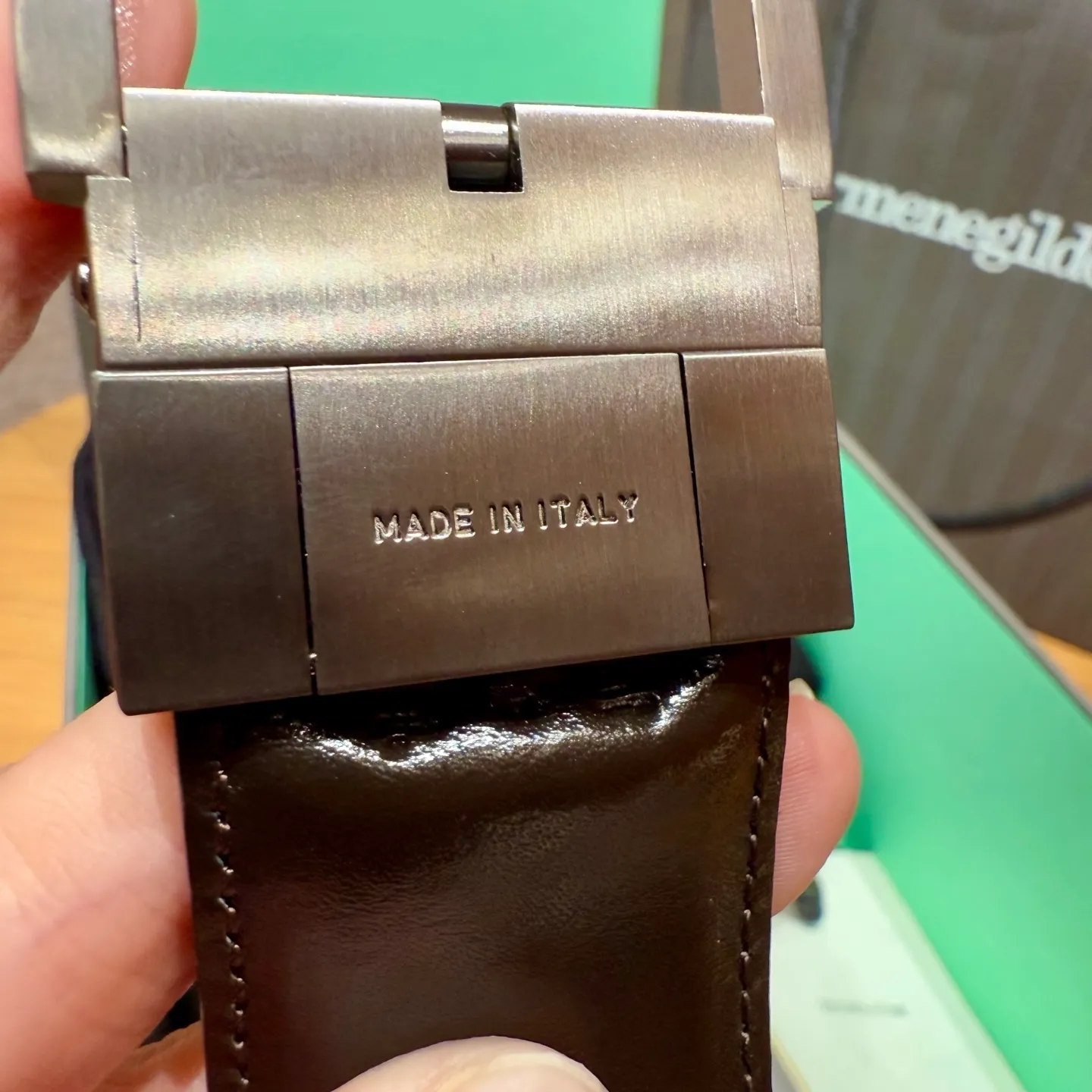 💰480💰Full package💰 💍Purchasing agent Zegna ⚡️🌹New men's 🚹Double-sided belt This is made of imported cowhide material 316 fine buckle⚡️🌹Seikoly crafted, unique design process, soft to the touch, can be cut, can be paired with suits and jeans👖⚡️🌹Width 3.5cm