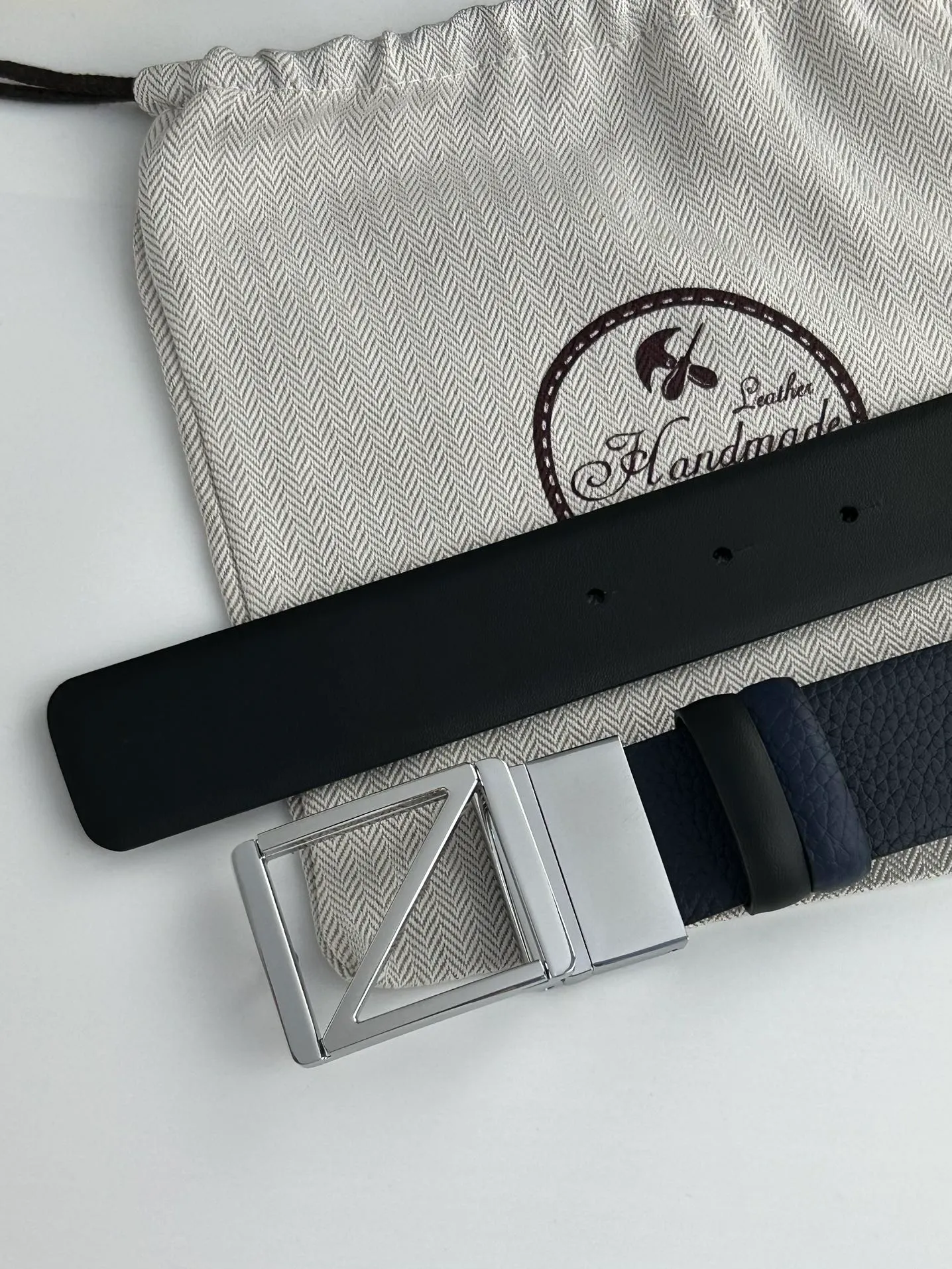 💰480💰Full package💰 💍Purchase level Zegna [Zegna] What is contemporary men's active style series, new and unique rotating Z-shaped buckle, with classic calfskin, black/coffee, double-sided, can be matched as you like, 3.5cm wide, a new concept of men's fashion.