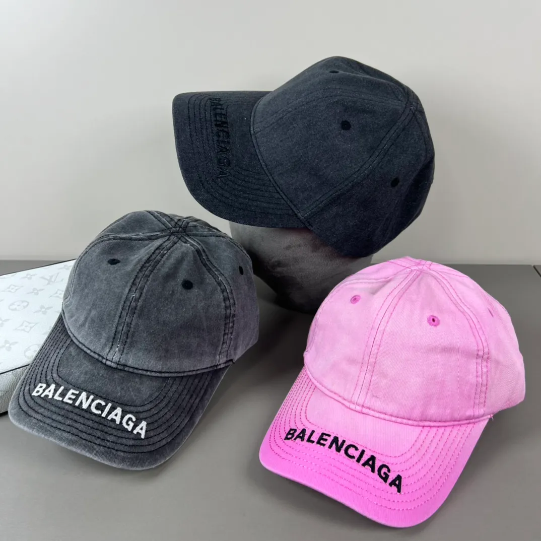 P56 Balenclaga official website new product Balenciaga new baseball cap ready for delivery in seconds🧢Simple, fashionable, super invincible and beautiful hat! Couple style! The advantages of the original product compared to other hats,