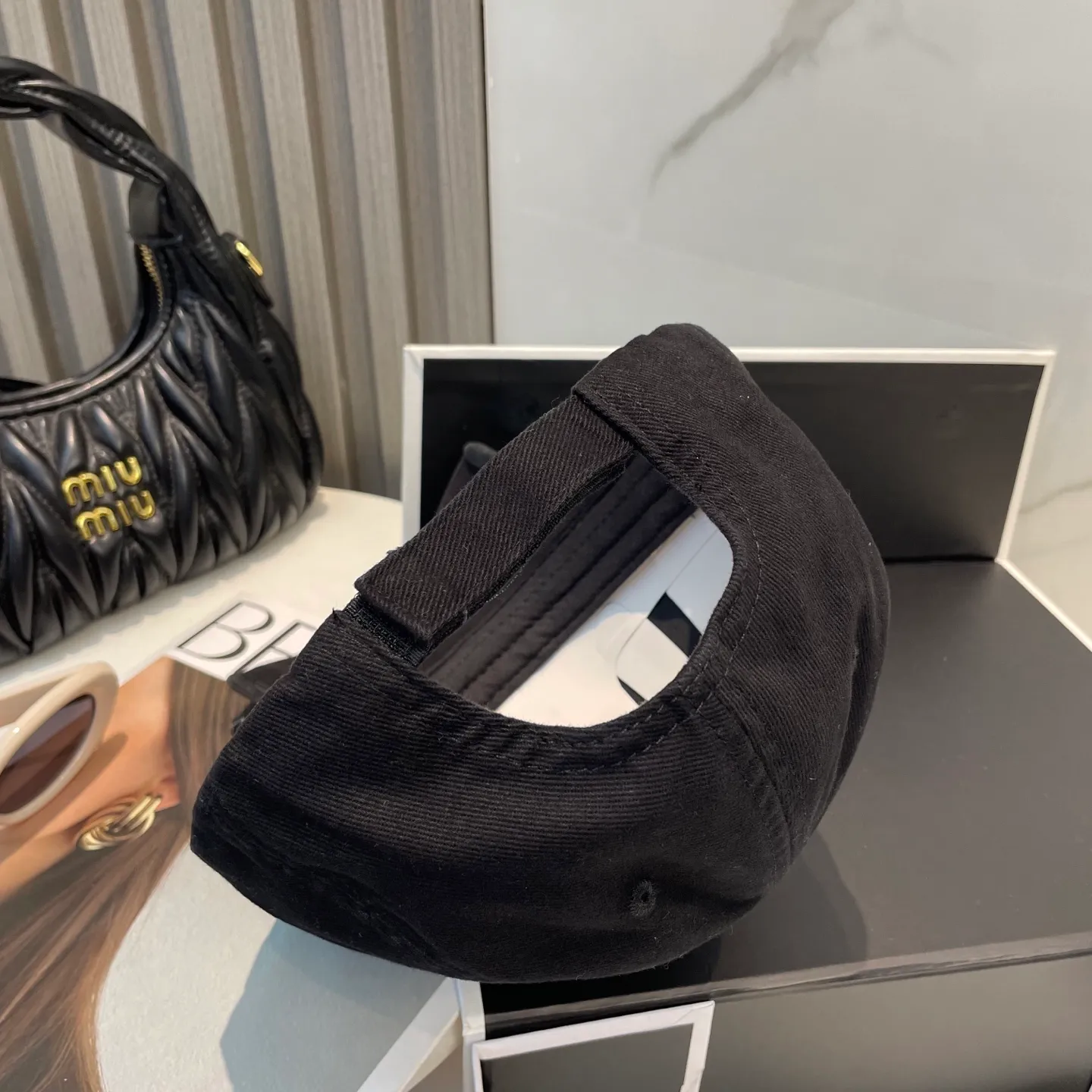 P70 BALENCIAGA new logo baseball cap, cool colors, different styles for men and women, the first batch will be shipped first! A must-buy for Paris fans!