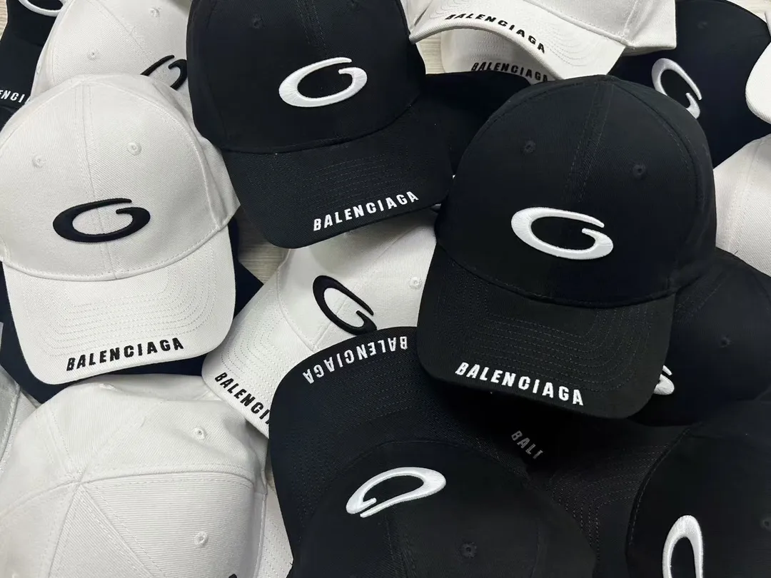 Welcome to inquire, high version B Balenciaga baseball cap