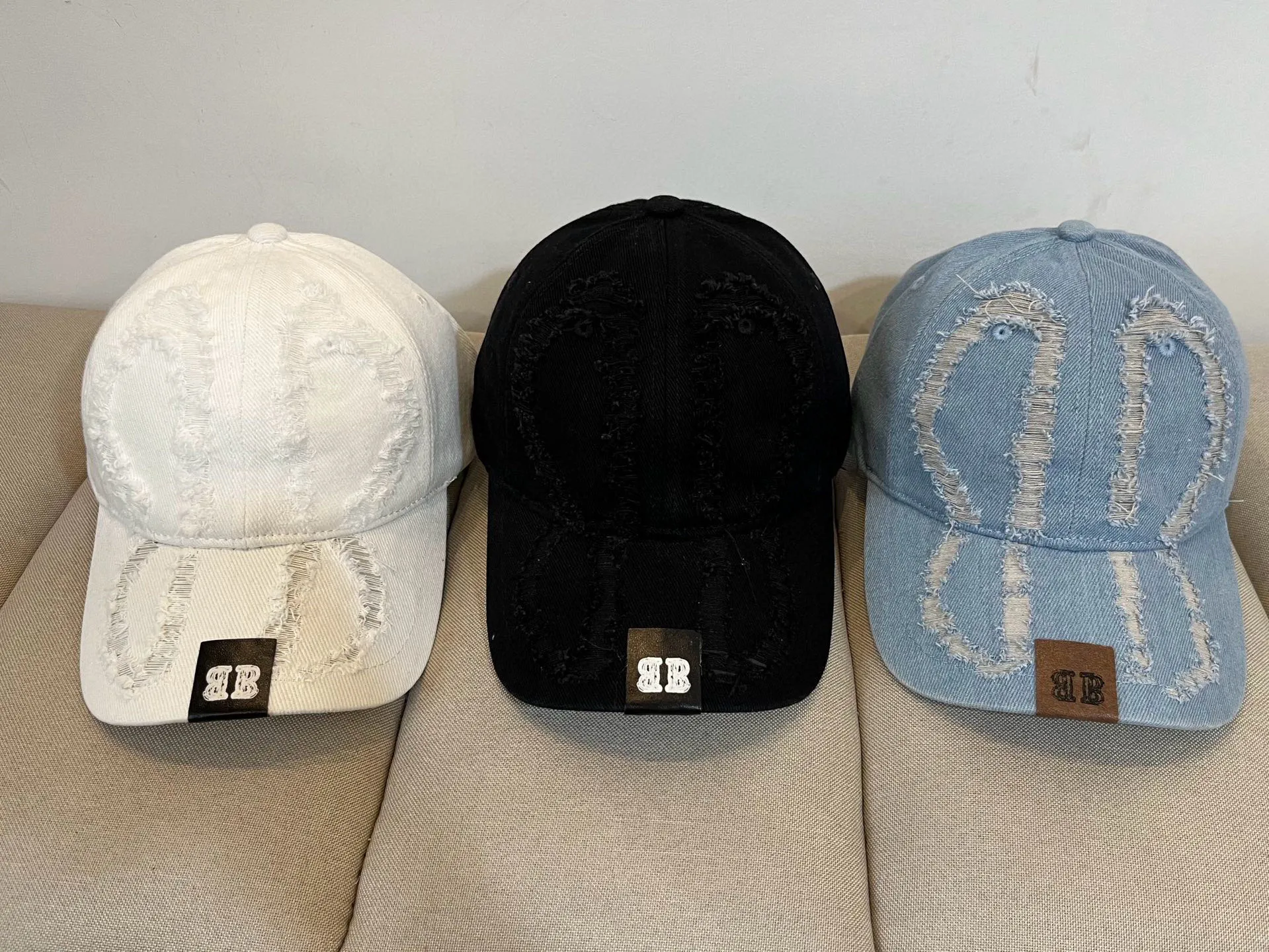 P60💰BALENCIAGA new logo baseball cap, cool colors, different styles for men and women, the first batch will be shipped first! A must-buy for Paris fans!