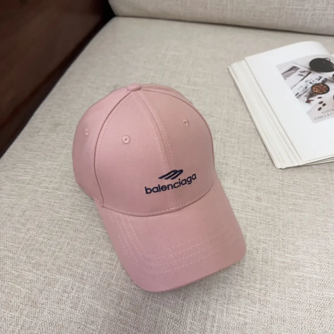 💰50 BALENCIAGA🆕Spring style new personalized baseball cap, high quality and excellent breathability, suitable for all seasons, high-looking fashion item! Same style for men and women