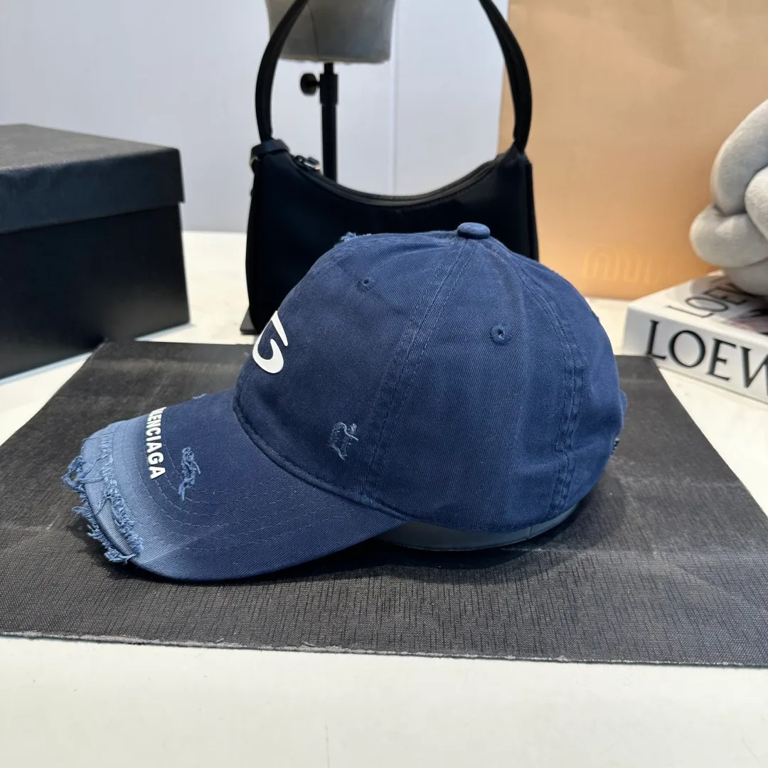 P56 BALENCIAGA Balenciaga's new washed baseball cap, cool colors, different styles for men and women, the first batch will be shipped first!