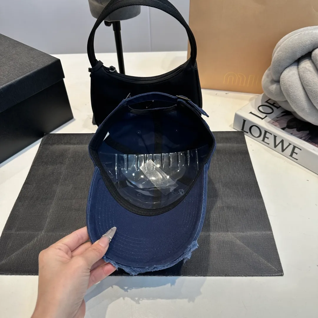 P56 BALENCIAGA Balenciaga's new washed baseball cap, cool colors, different styles for men and women, the first batch will be shipped first!