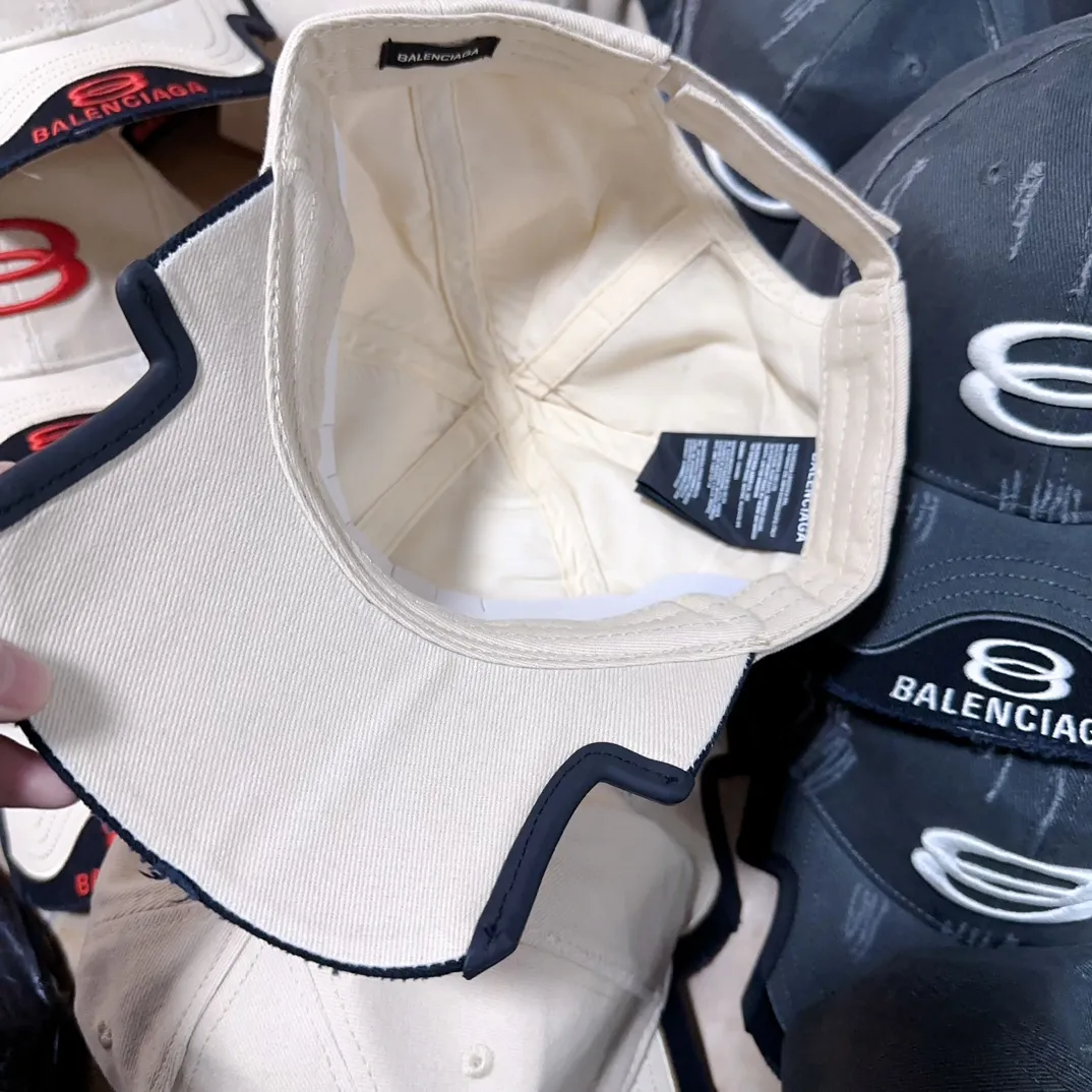 Welcome to inquire, high version Balenciaga baseball cap
