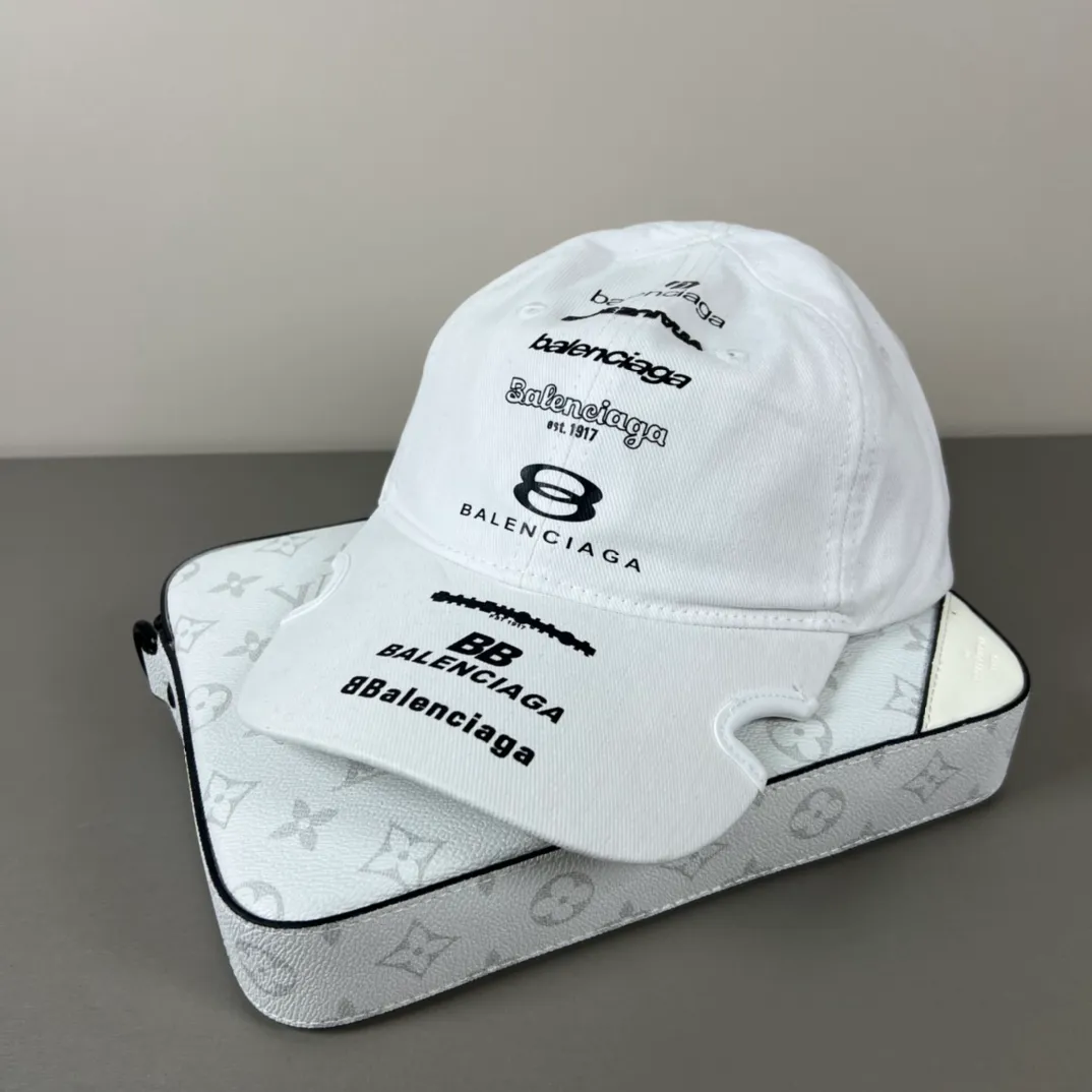 P60 Balenclaga official website new product Balenciaga new baseball cap ready for delivery in seconds🧢Simple, fashionable, super invincible and beautiful hat! Couple style! The advantages of the original product compared to other hats,