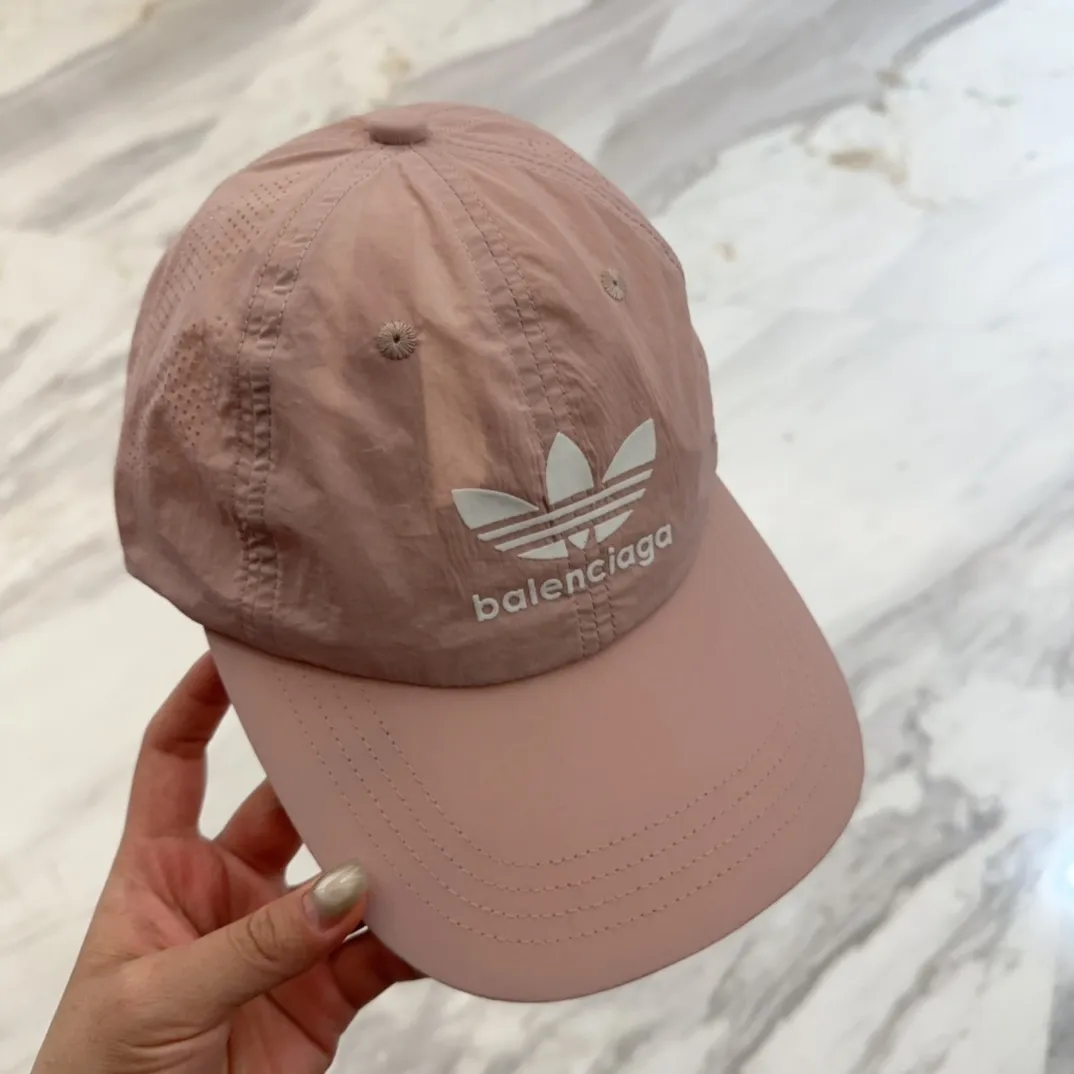 💰50 sun protection and sun protection tools｜New sun protection Parisian* baseball cap, classic trendy and cool style, so nice👍😍 It’s so good-looking that you don’t need it 😉 Great sun protection ❗️Very versatile ❗️Big face, small face 😉
