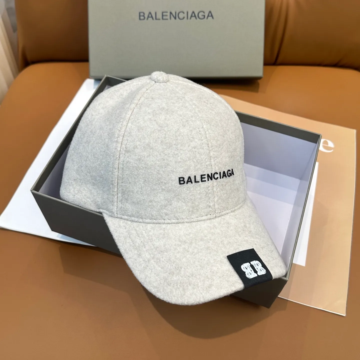 P60 💛 Comes with dust bag. [Balenciaga] 2025 new cashmere simple baseball cap, unisex ~ cool and handsome on the street