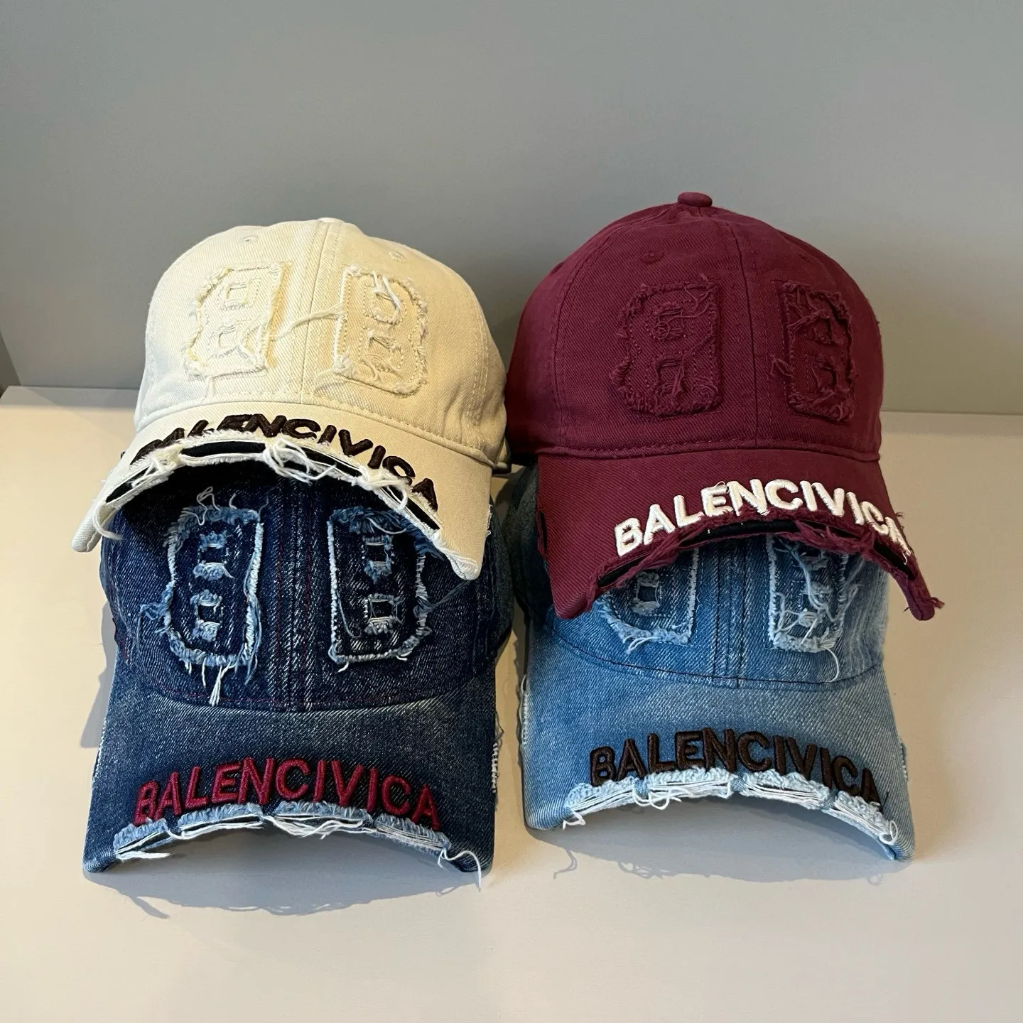 P56 BALENCIAGA new logo baseball cap, cool colors, different styles for men and women, the first batch will be shipped first! A must-buy for Paris fans!