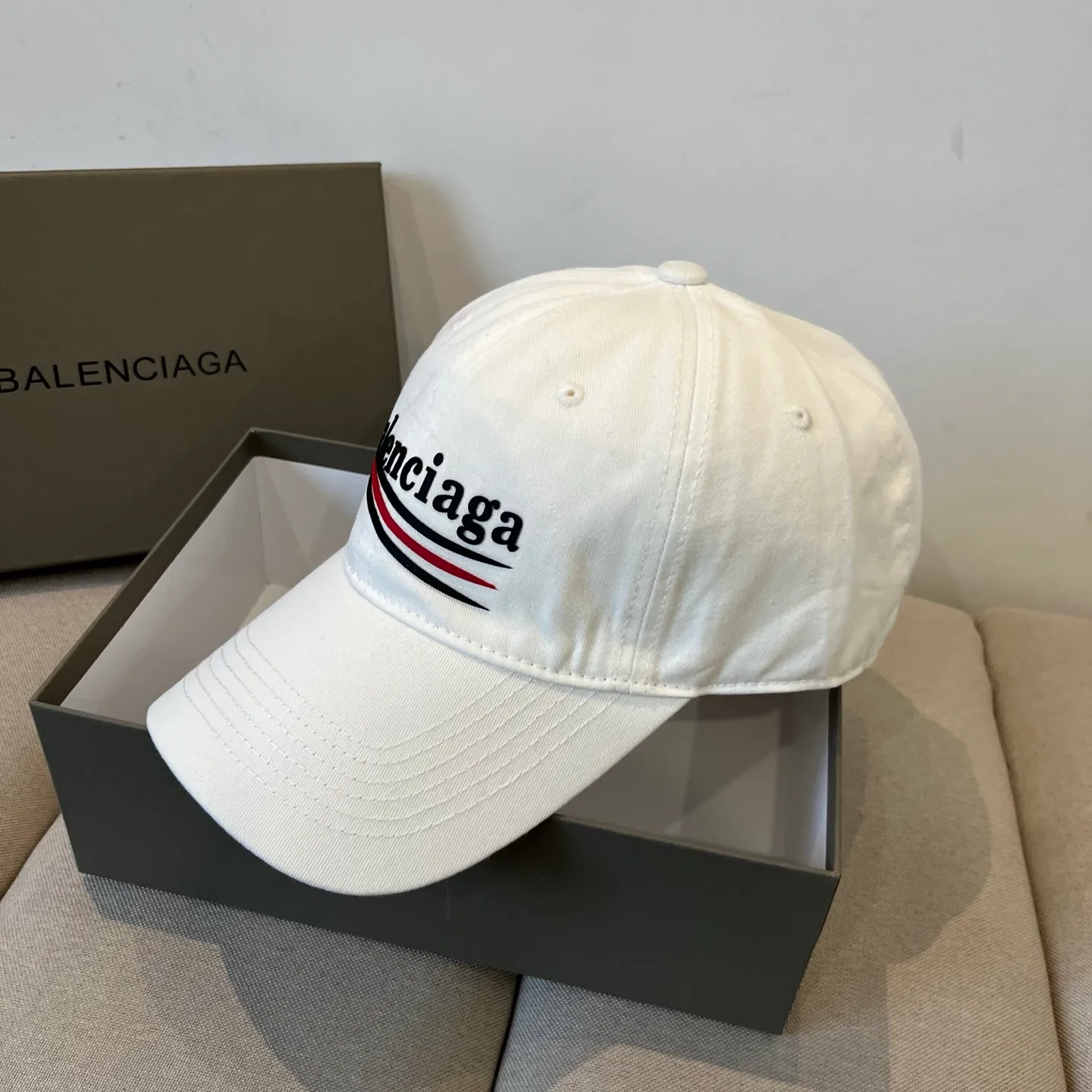 P50💰BALENCIAGA new logo baseball cap, cool colors, different styles for men and women, the first batch will be shipped first! A must-buy for Paris fans!