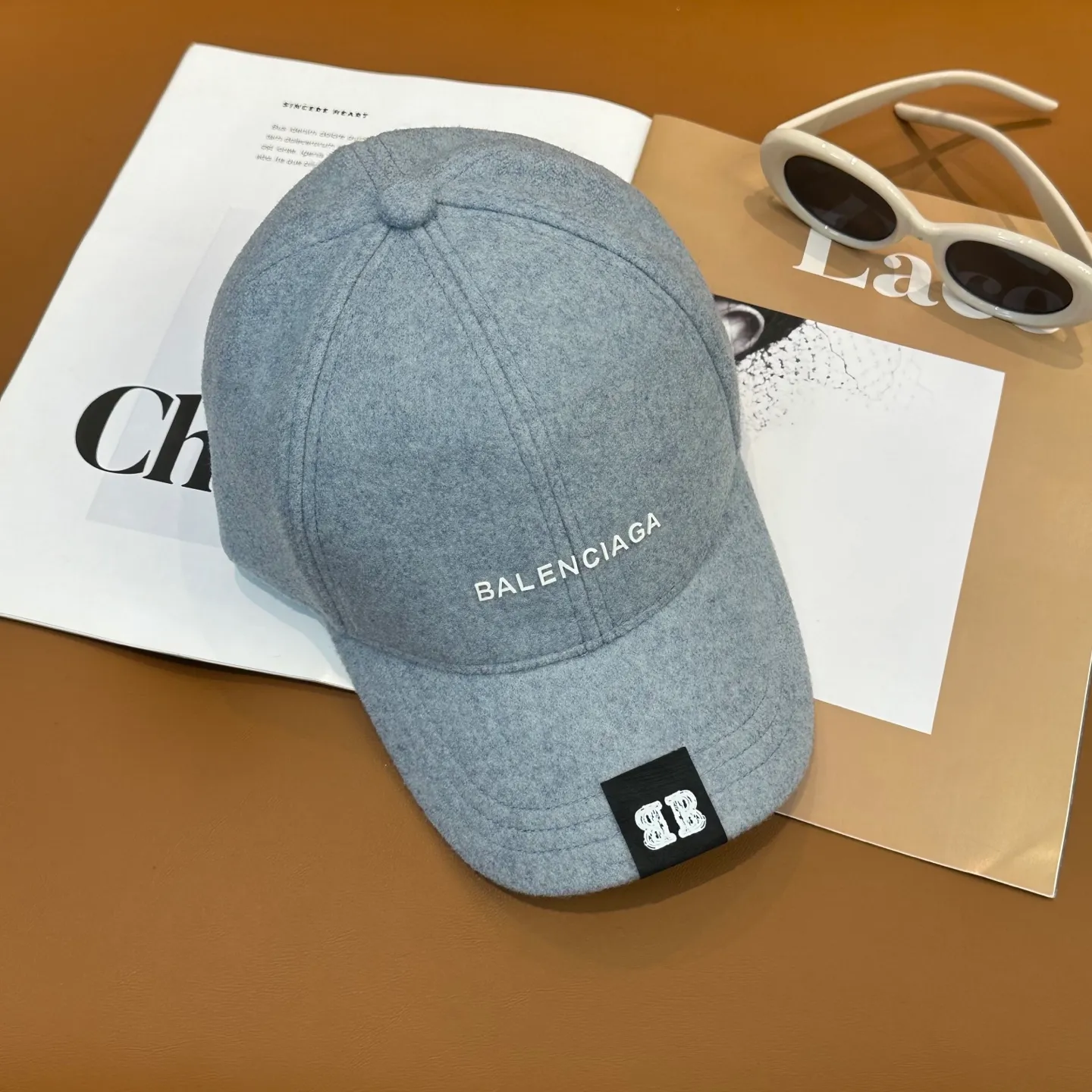 P60 💛 Comes with dust bag. [Balenciaga] 2025 new cashmere simple baseball cap, unisex ~ cool and handsome on the street