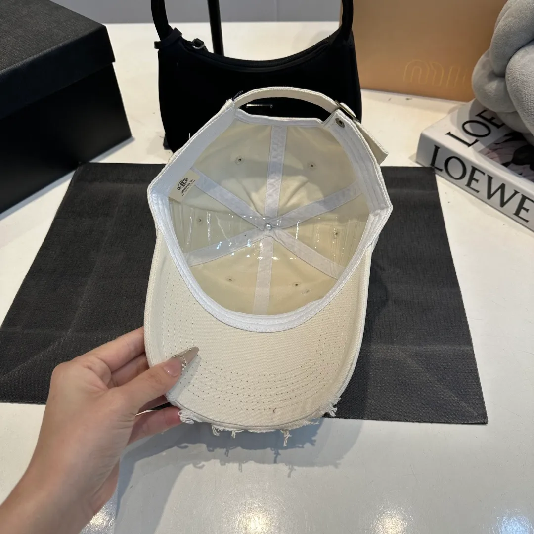 P56 BALENCIAGA Balenciaga's new washed baseball cap, cool colors, different styles for men and women, the first batch will be shipped first!