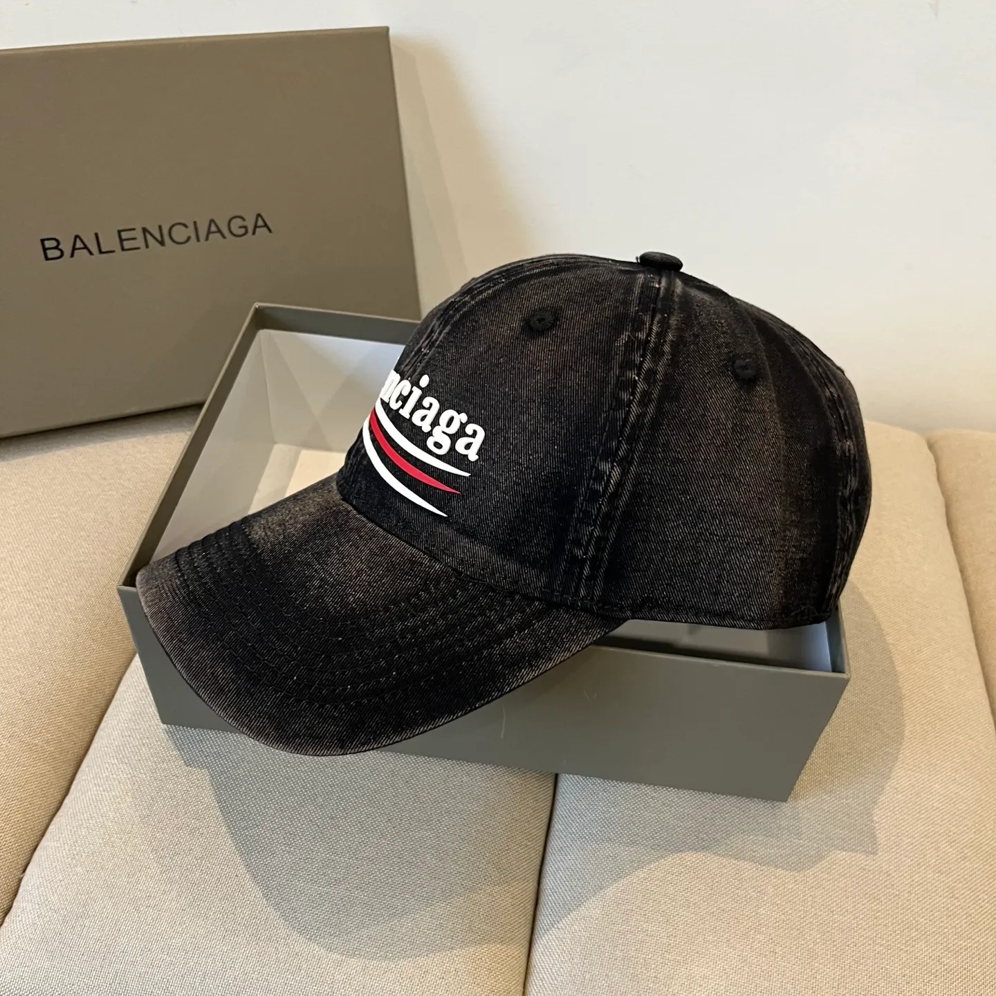 P50💰BALENCIAGA new logo baseball cap, cool colors, different styles for men and women, the first batch will be shipped first! A must-buy for Paris fans!