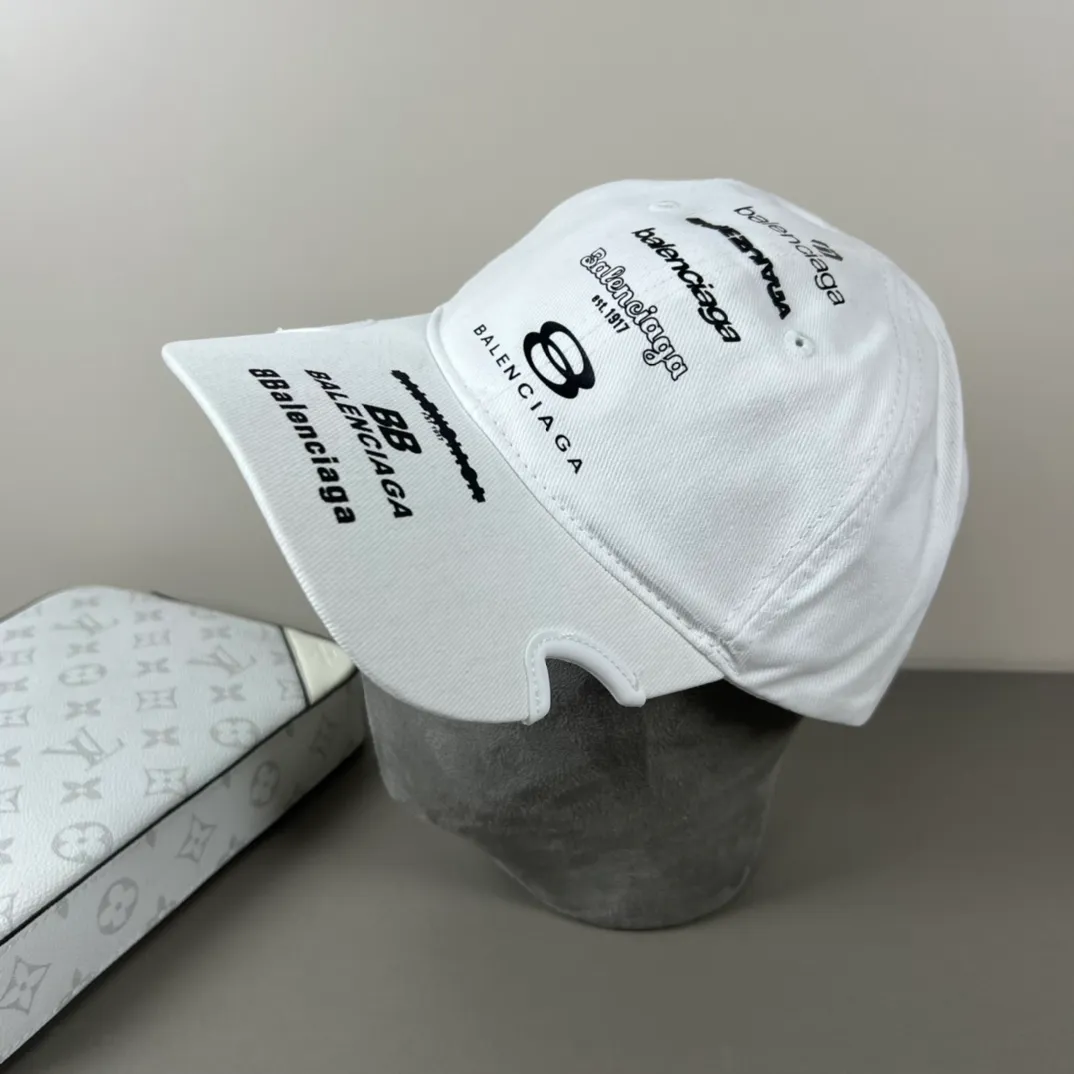 P60 Balenclaga official website new product Balenciaga new baseball cap ready for delivery in seconds🧢Simple, fashionable, super invincible and beautiful hat! Couple style! The advantages of the original product compared to other hats,