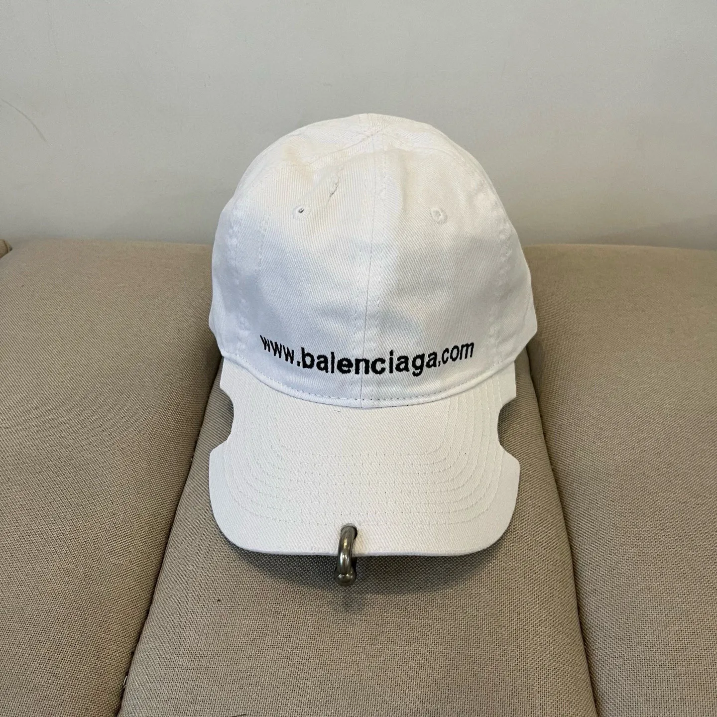 P76💰BALENCIAGA Balenciaga's new logo baseball cap, cool colors, different styles for men and women, the first batch will be shipped first! A must-buy for Paris fans!