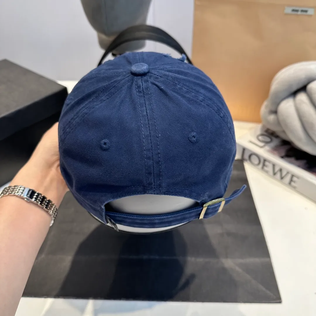 P56 BALENCIAGA Balenciaga's new washed baseball cap, cool colors, different styles for men and women, the first batch will be shipped first!