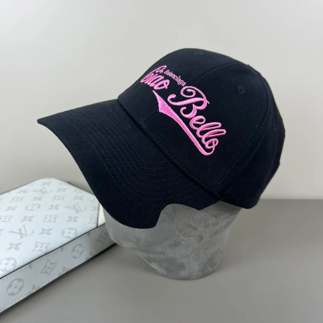 60💰BALENCIAGA Balenciaga’s new logo baseball cap, cool colors, different styles for men and women, the first batch will be shipped first! A must-buy for Paris fans!