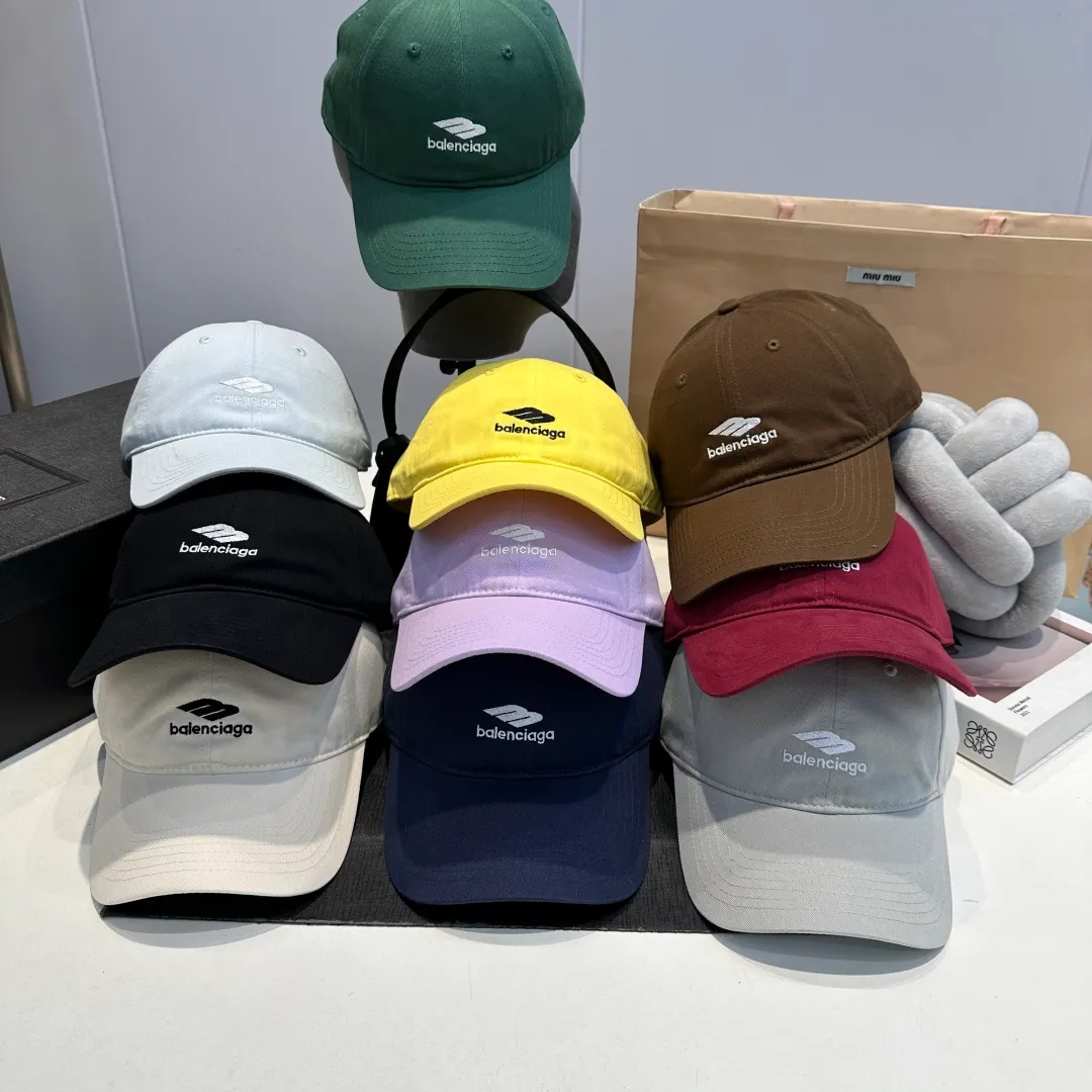 P60 Balenciaga Balenciaga's new baseball cap, personalized and old yuppie style, has a strong sense of design and is a must-have for fashionistas