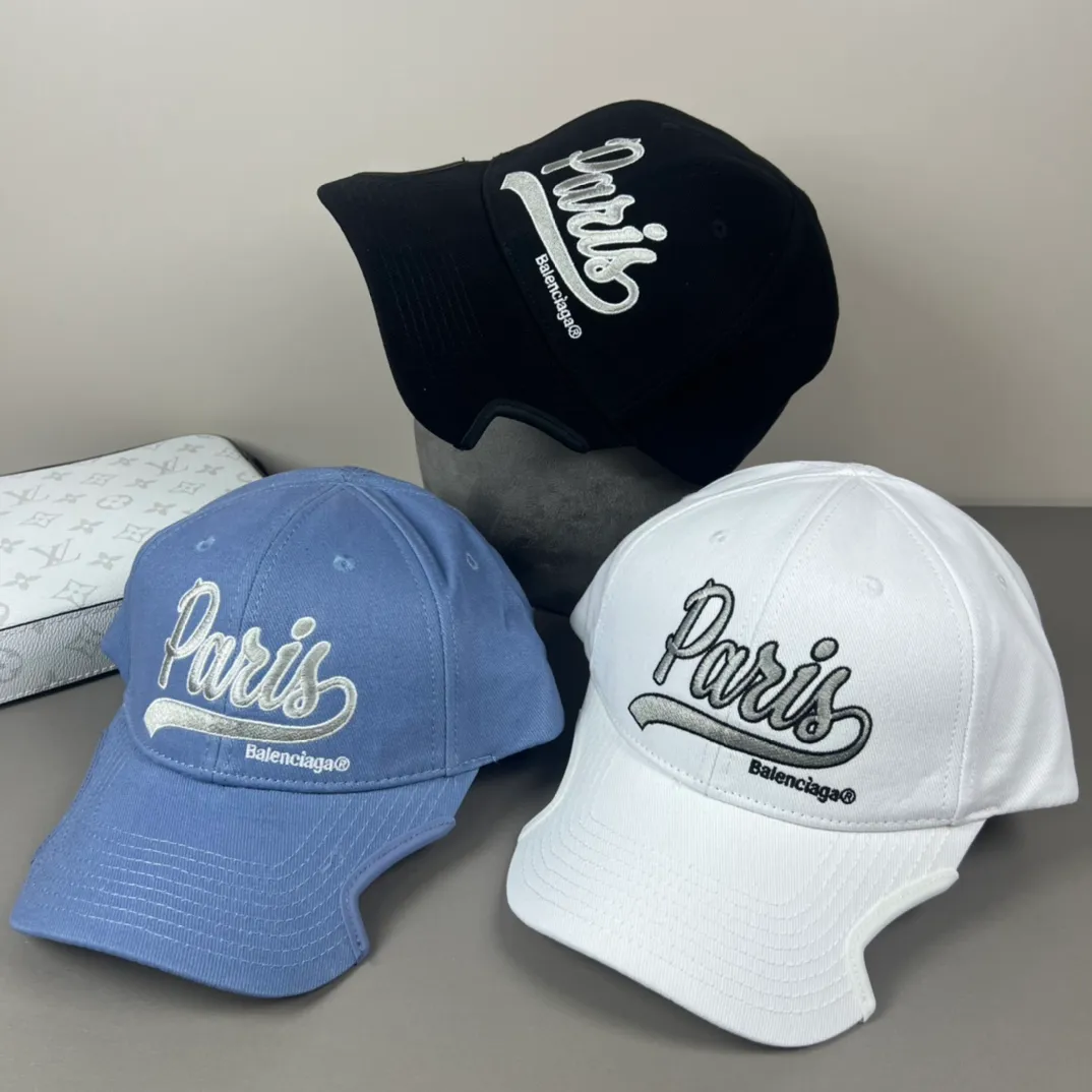 60💰BALENCIAGA Balenciaga’s new logo baseball cap, cool colors, different styles for men and women, the first batch will be shipped first! A must-buy for Paris fans!