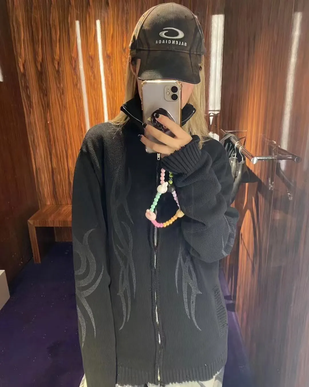 P60 new product Balencia*a Balenciaga high version painted embroidered letters new baseball cap, ready for delivery in seconds🧢Simple, fashionable, super invincible and beautiful hat! Couple style!