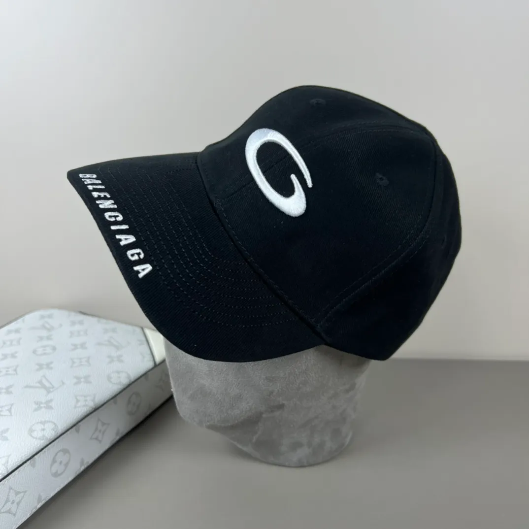 P46 Balenclaga official website new product Balenciaga new baseball cap ready for delivery in seconds🧢Simple, fashionable, super invincible and beautiful hat! Couple style! The advantages of the original product compared to other hats,