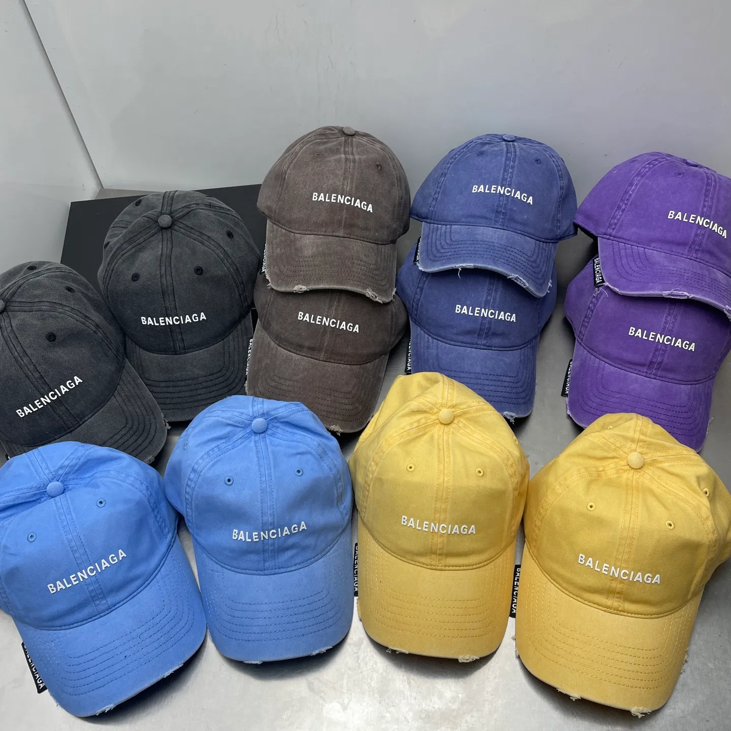 Private message for price inquiry! Balenciaga distressed baseball cap