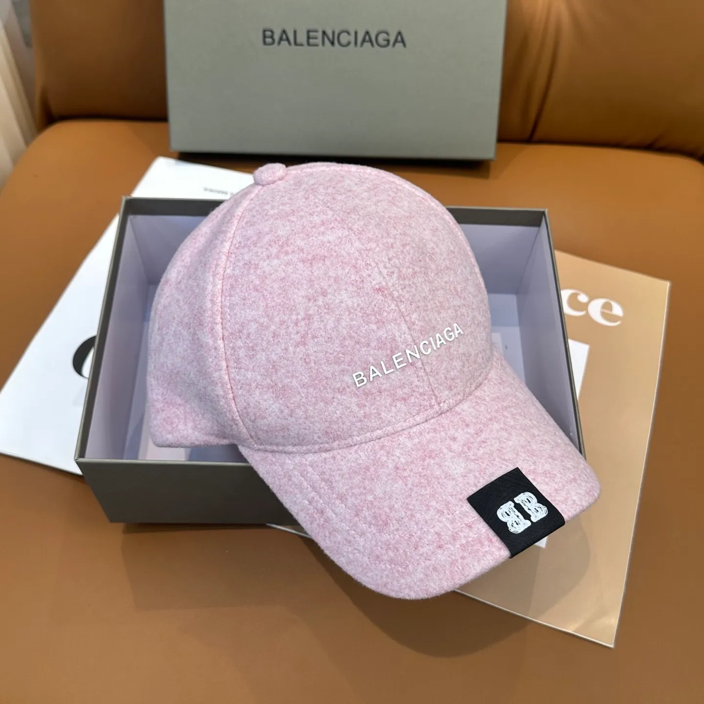 P60 💛 Comes with dust bag. [Balenciaga] 2025 new cashmere simple baseball cap, unisex ~ cool and handsome on the street