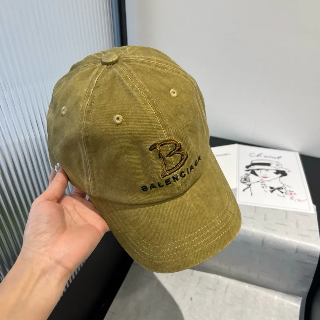 💰60¥ Balenciaga new baseball cap, head circumference 57cm