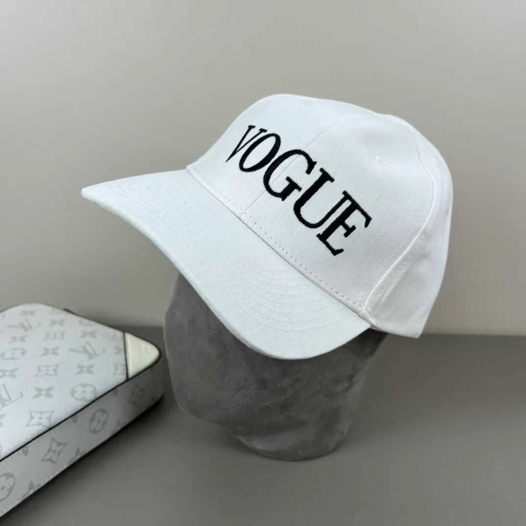 46💰BALENCIAGA Balenciaga’s new logo baseball cap, cool colors, different styles for men and women, the first batch will be shipped first! A must-buy for Paris fans!