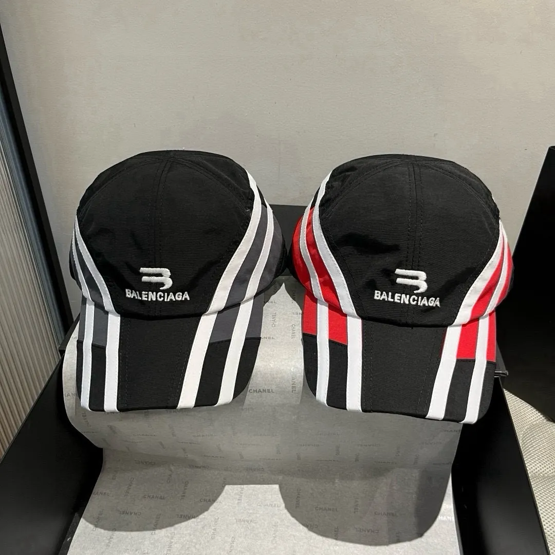 💰70¥ Balenciaga new peaked cap