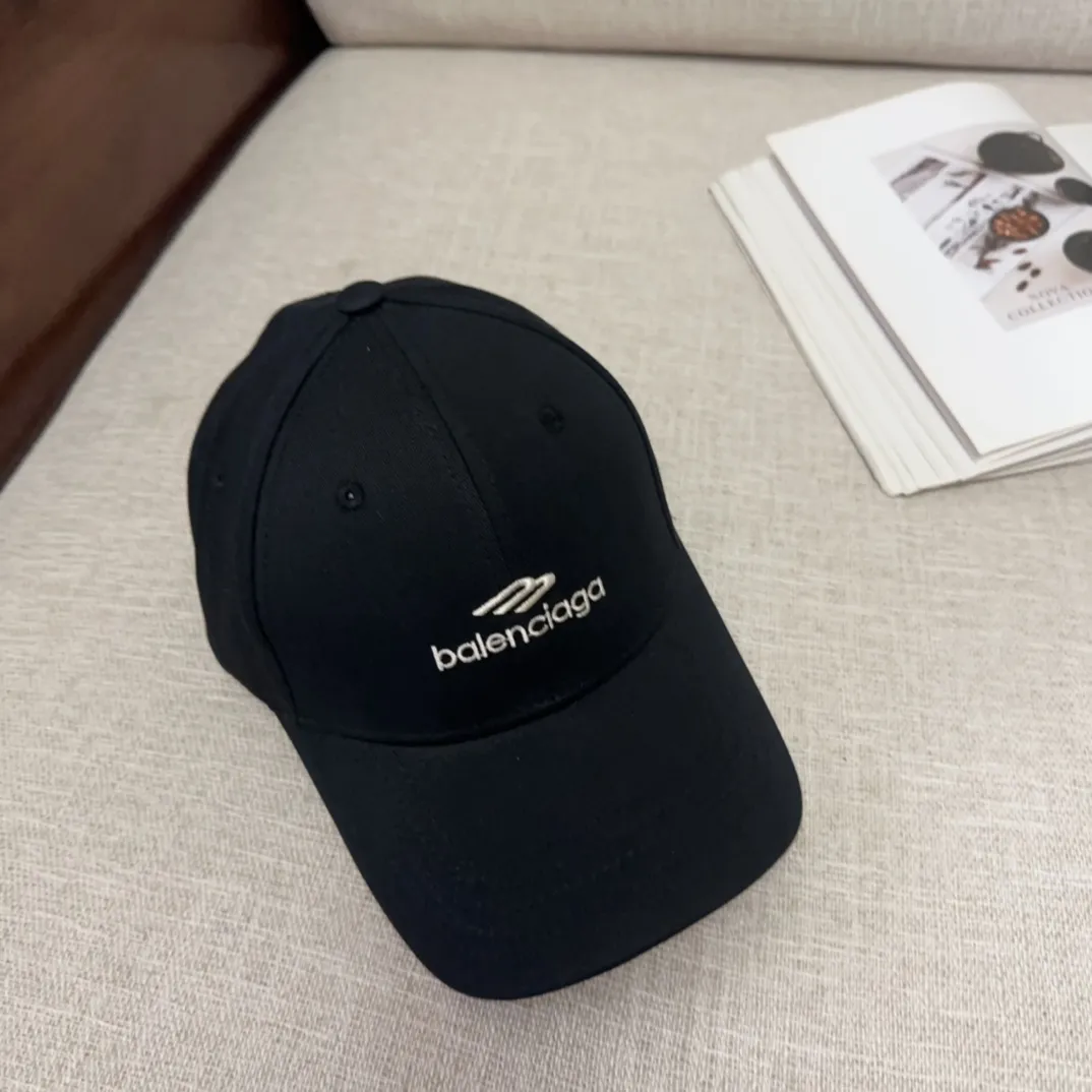 💰50 BALENCIAGA🆕Spring style new personalized baseball cap, high quality and excellent breathability, suitable for all seasons, high-looking fashion item! Same style for men and women