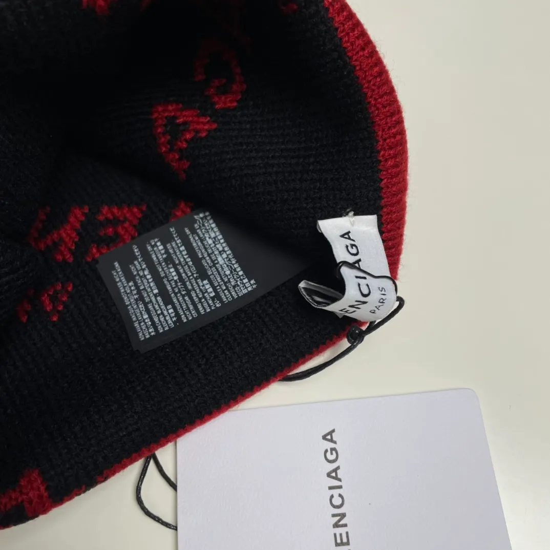 P90 high version with dust bag 👒Balenciaga👒Spot Balenciaga official website quality (not ordinary goods in the market, pay attention to the details) new autumn and winter letter LOGO woolen hat, same style knitted hat for men and women🔥elegant temperament, warm and comfortable👍