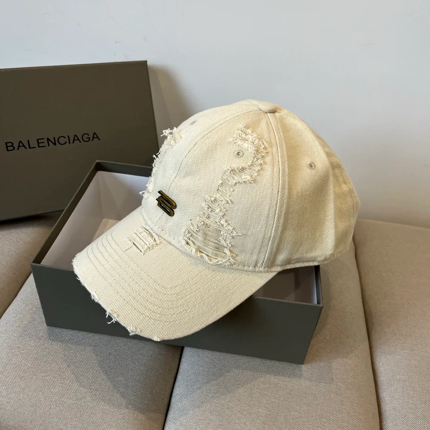 P60💰BALENCIAGA new logo baseball cap, cool colors, different styles for men and women, the first batch will be shipped first! A must-buy for Paris fans!
