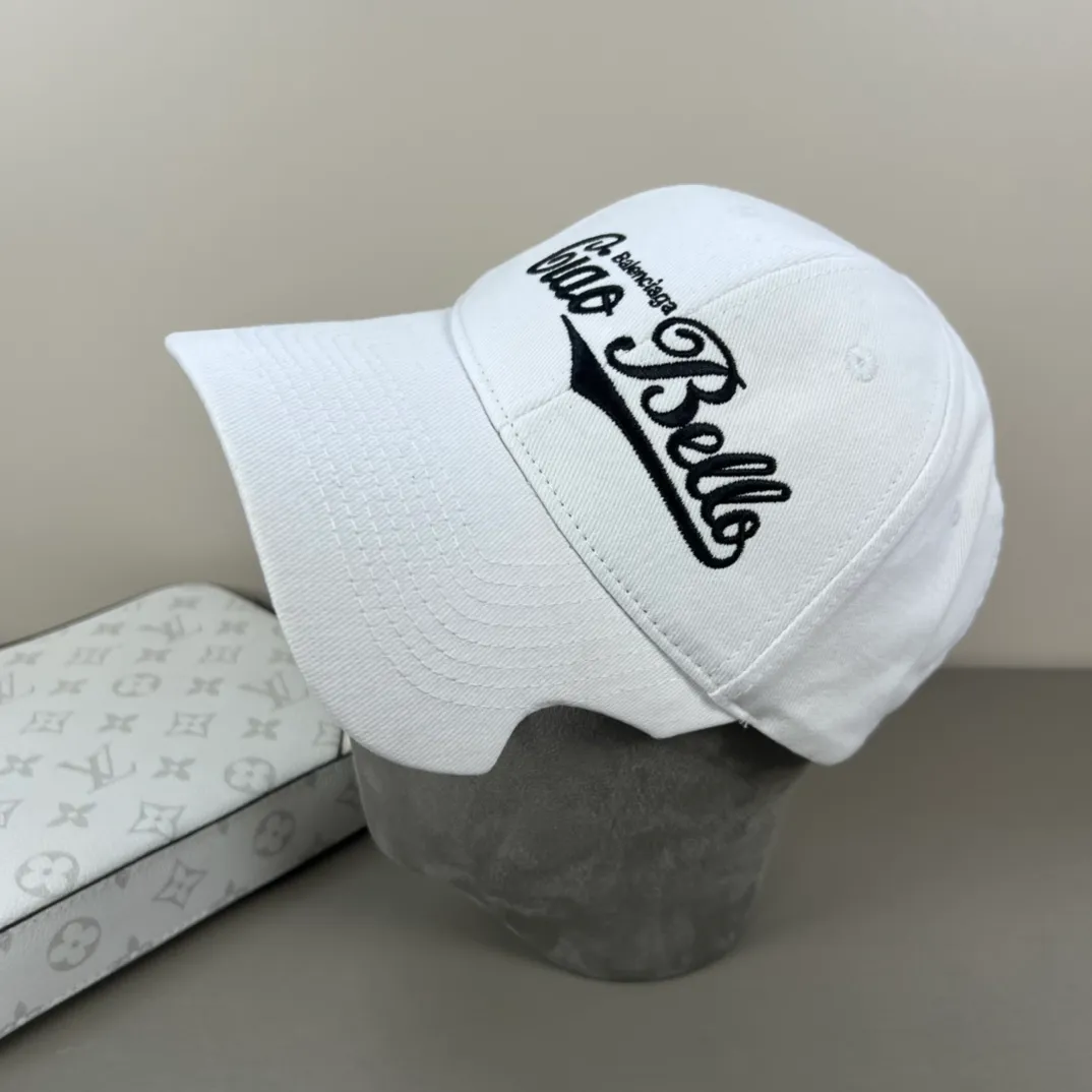 60💰BALENCIAGA Balenciaga’s new logo baseball cap, cool colors, different styles for men and women, the first batch will be shipped first! A must-buy for Paris fans!