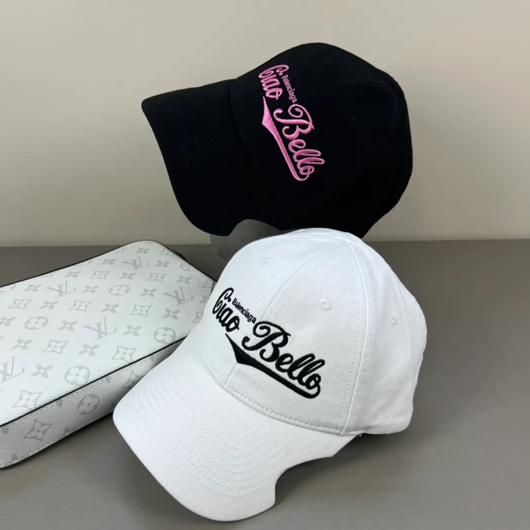 60💰BALENCIAGA Balenciaga’s new logo baseball cap, cool colors, different styles for men and women, the first batch will be shipped first! A must-buy for Paris fans!