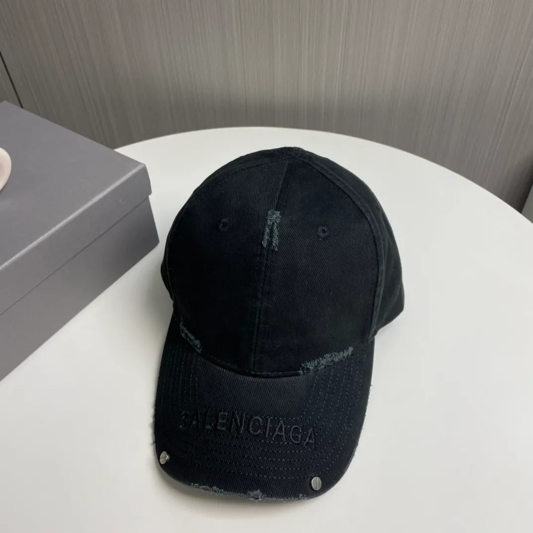 P70 BALENCIAGA new logo baseball cap, cool colors, different styles for men and women, the first batch will be shipped first! A must-buy for Paris fans!