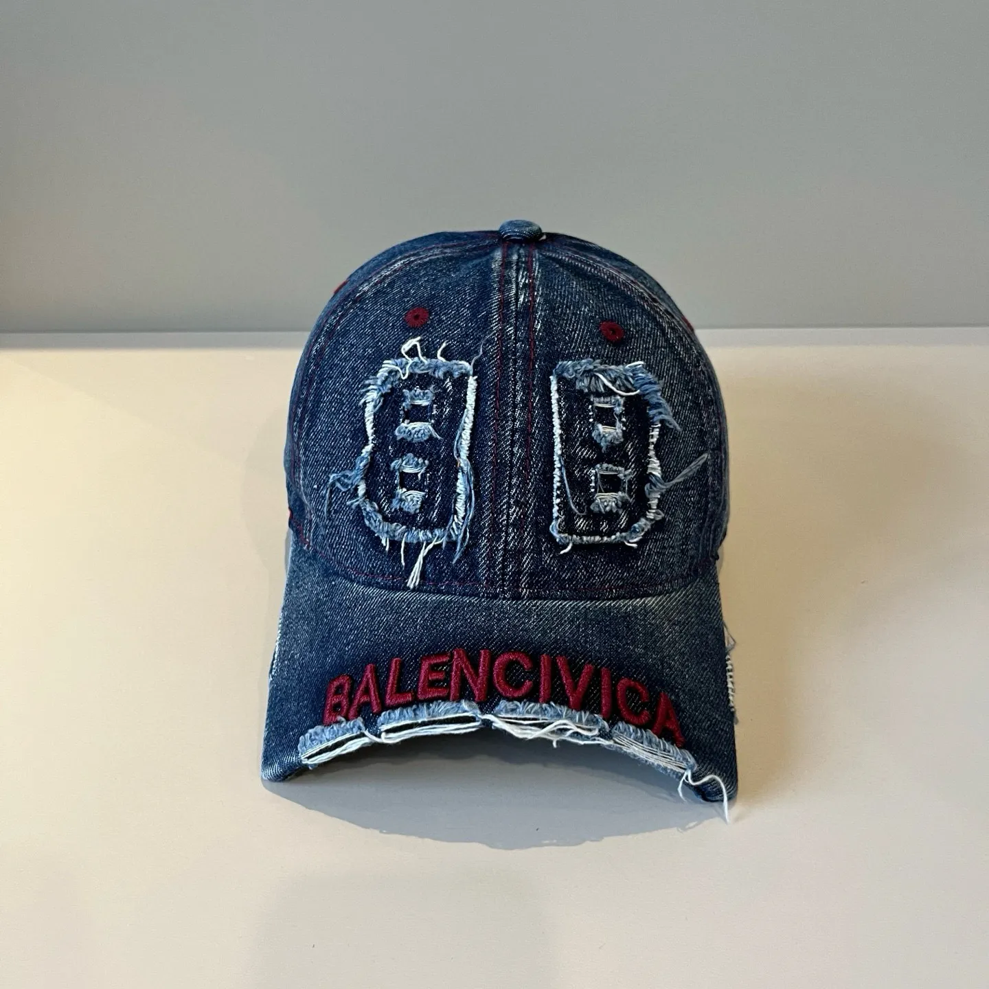 P56 BALENCIAGA new logo baseball cap, cool colors, different styles for men and women, the first batch will be shipped first! A must-buy for Paris fans!