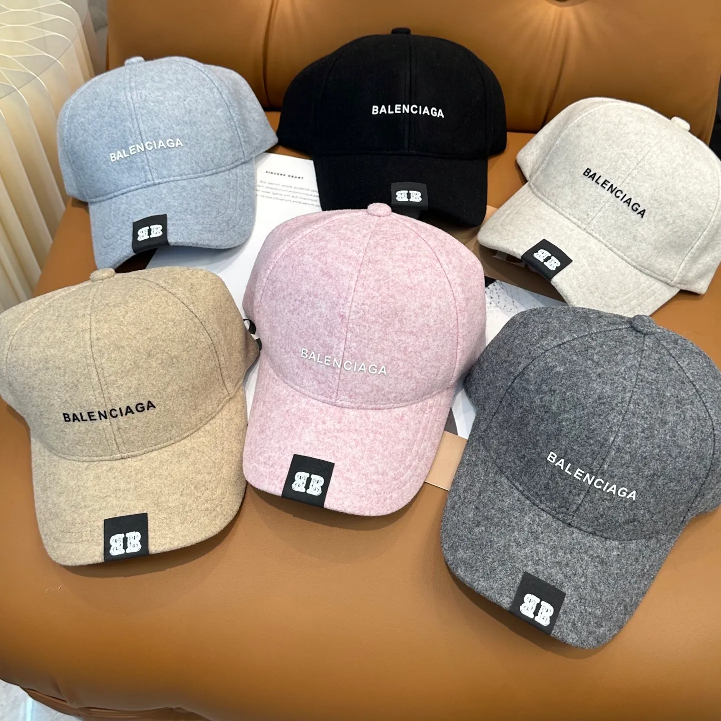 P60 💛 Comes with dust bag. [Balenciaga] 2025 new cashmere simple baseball cap, unisex ~ cool and handsome on the street