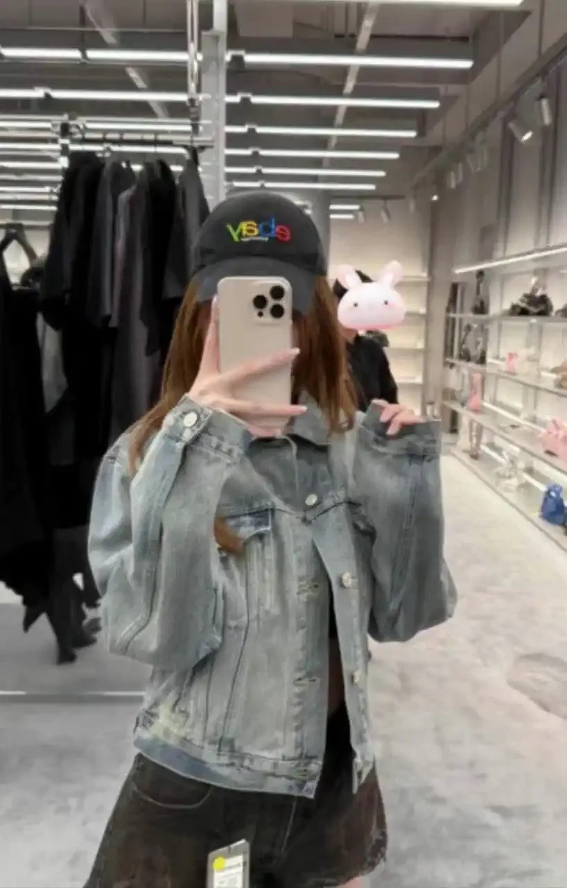 Official Paris baseball cap
