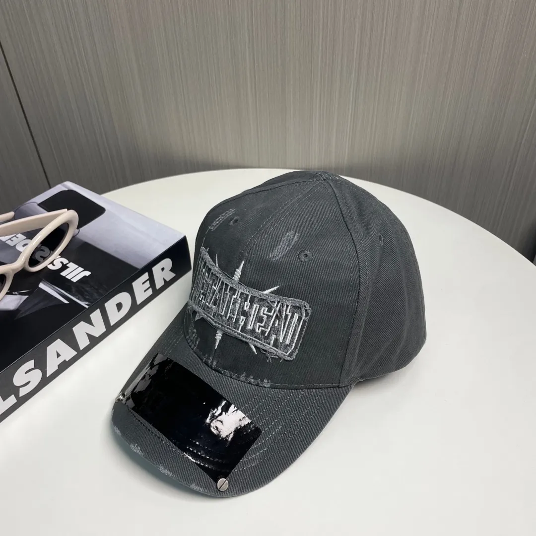 P76💰BALENCIAGA Balenciaga's new embroidered logo baseball cap, cool colors, different styles for men and women, the first batch will be shipped first! A must-buy for Paris fans!
