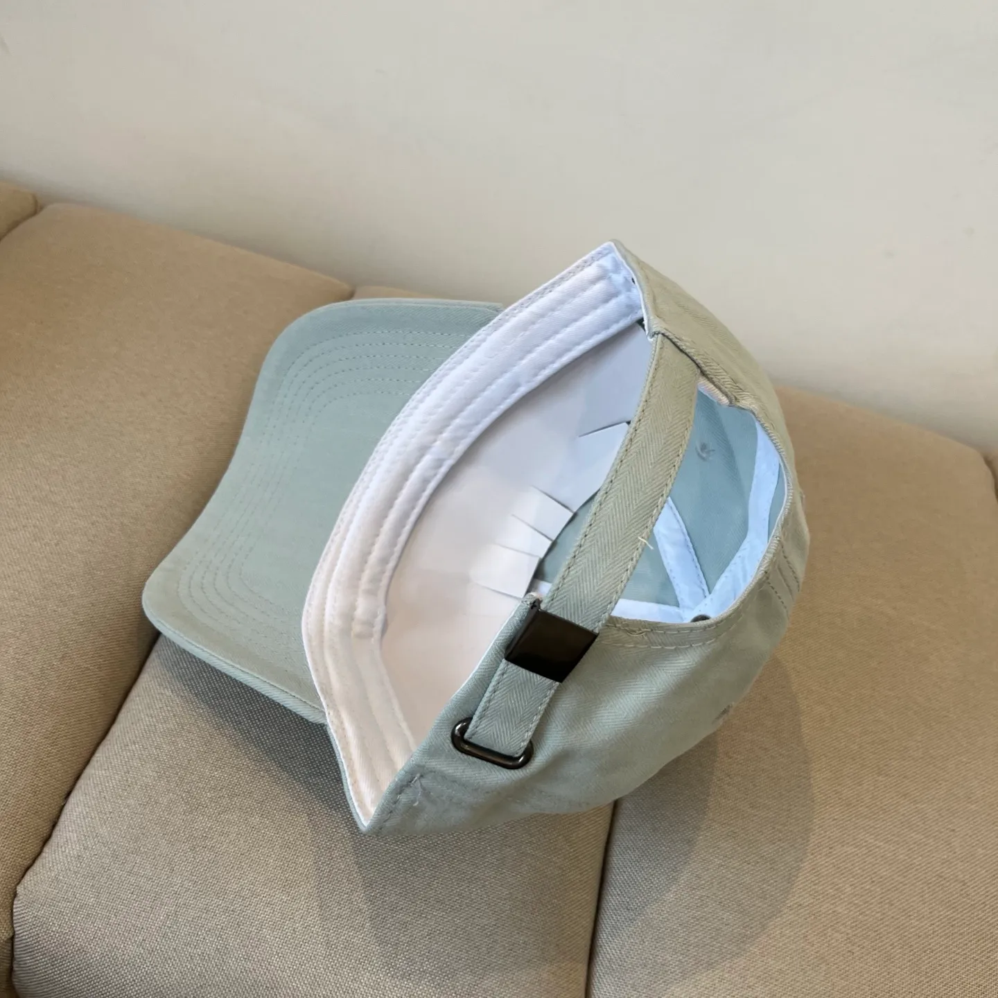 P60 BALENCIAGA new logo baseball cap, cool colors, different styles for men and women, the first batch will be shipped first! A must-buy for Paris fans!