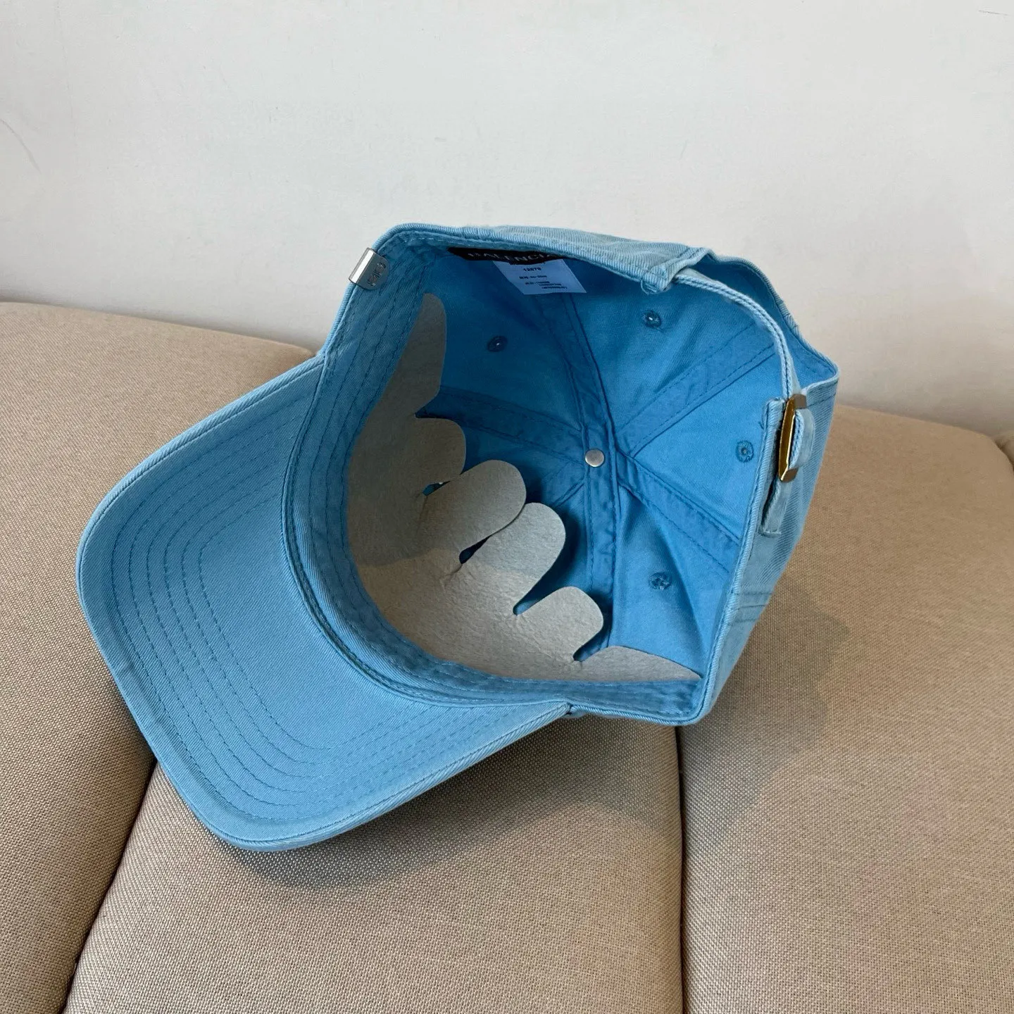 P60 BALENCIAGA new logo baseball cap, cool colors, different styles for men and women, the first batch will be shipped first! A must-buy for Paris fans!