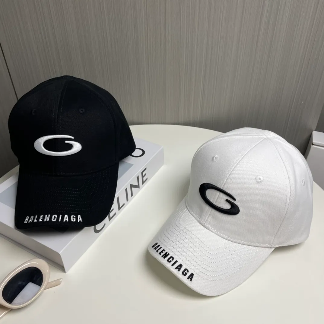 P60 new product Balencia*a new baseball cap with embroidered letters from Balenciaga, ready for delivery in seconds🧢Simple, fashionable, super invincible and beautiful hat! Couple style!
