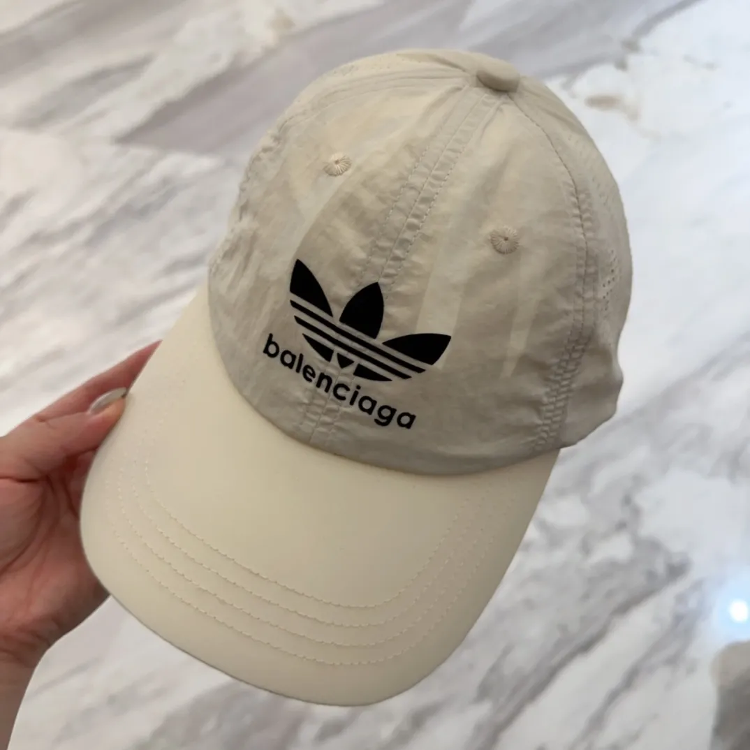 💰50 sun protection and sun protection tools｜New sun protection Parisian* baseball cap, classic trendy and cool style, so nice👍😍 It’s so good-looking that you don’t need it 😉 Great sun protection ❗️Very versatile ❗️Big face, small face 😉