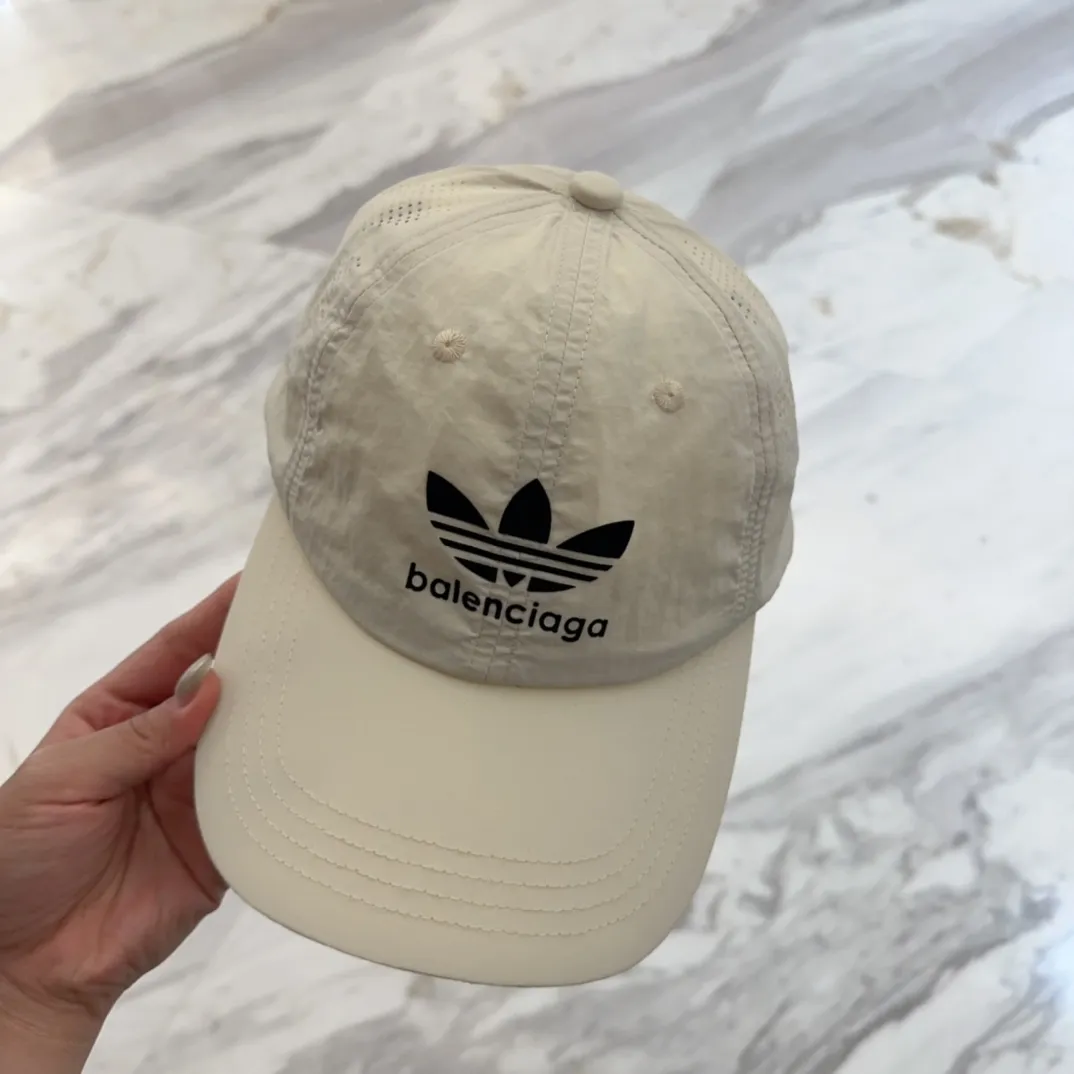 💰50 sun protection and sun protection tools｜New sun protection Parisian* baseball cap, classic trendy and cool style, so nice👍😍 It’s so good-looking that you don’t need it 😉 Great sun protection ❗️Very versatile ❗️Big face, small face 😉